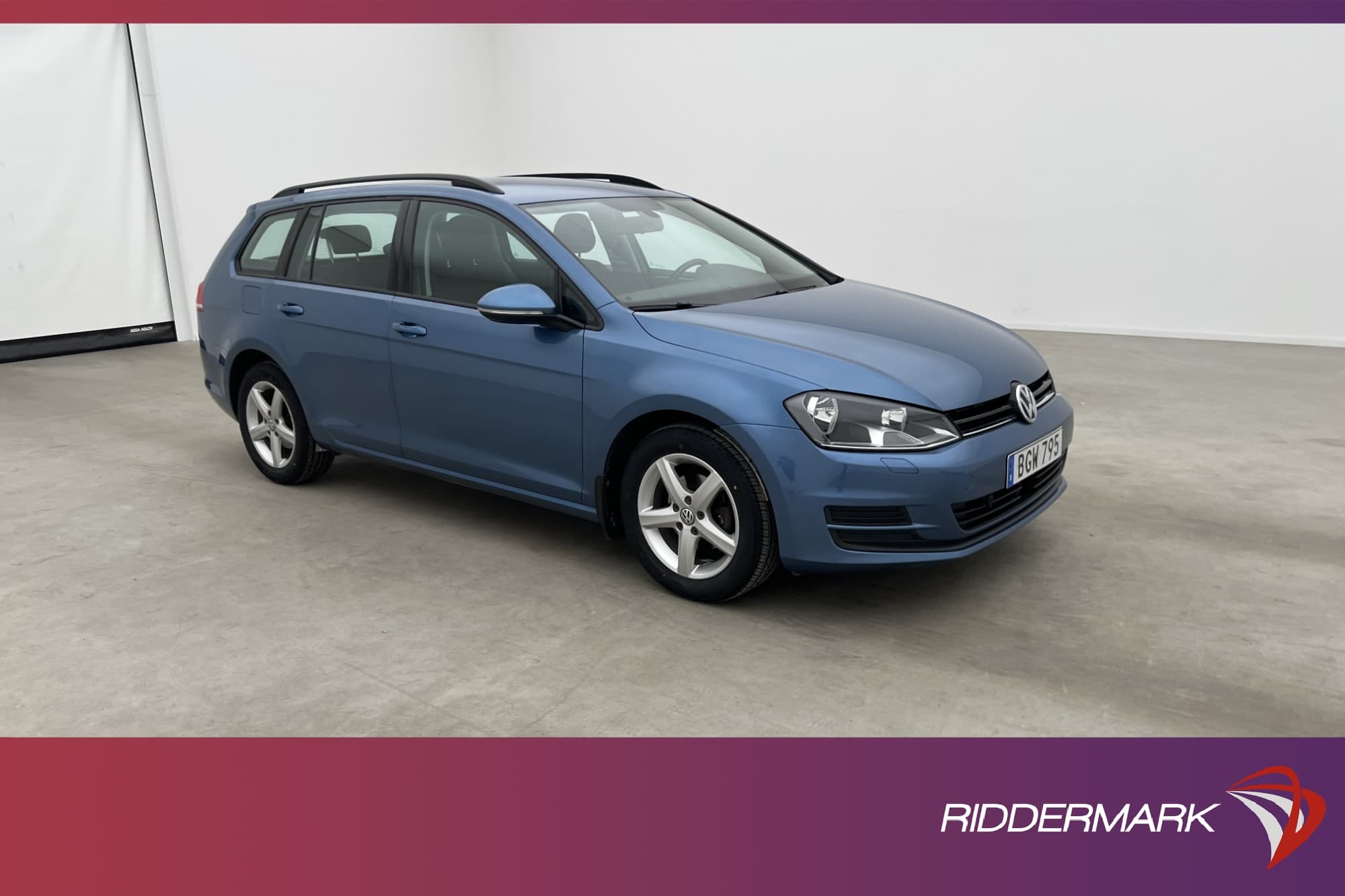 Volkswagen Golf VII TSI Sportscombi 105hk