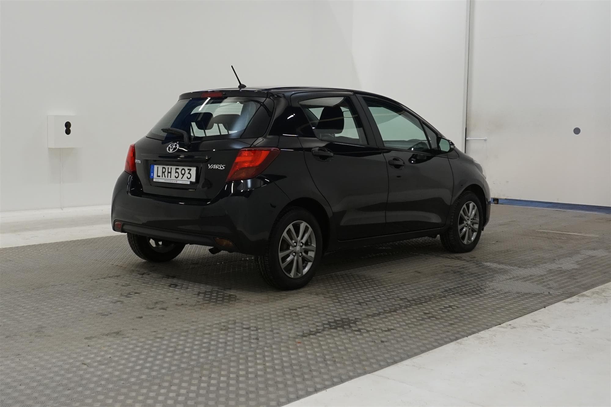 Toyota Yaris 1.33 99hk 1 Brukare  B-Kam Låg Skatt 0,49L/mil