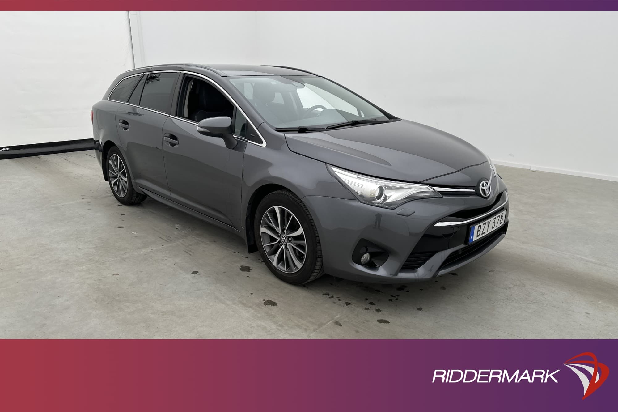 Toyota Avensis Kombi 1.6 112hk