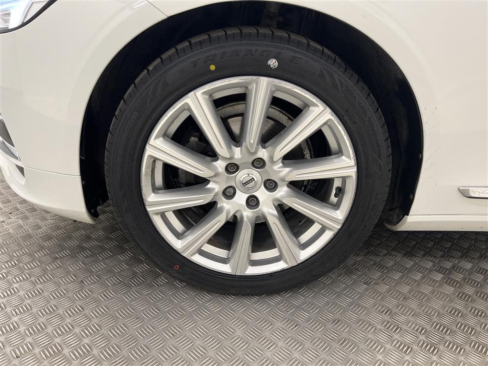 Volvo V90 D4 190hk AWD Inscription Pano Skinn HEMLEVERANS!interiör