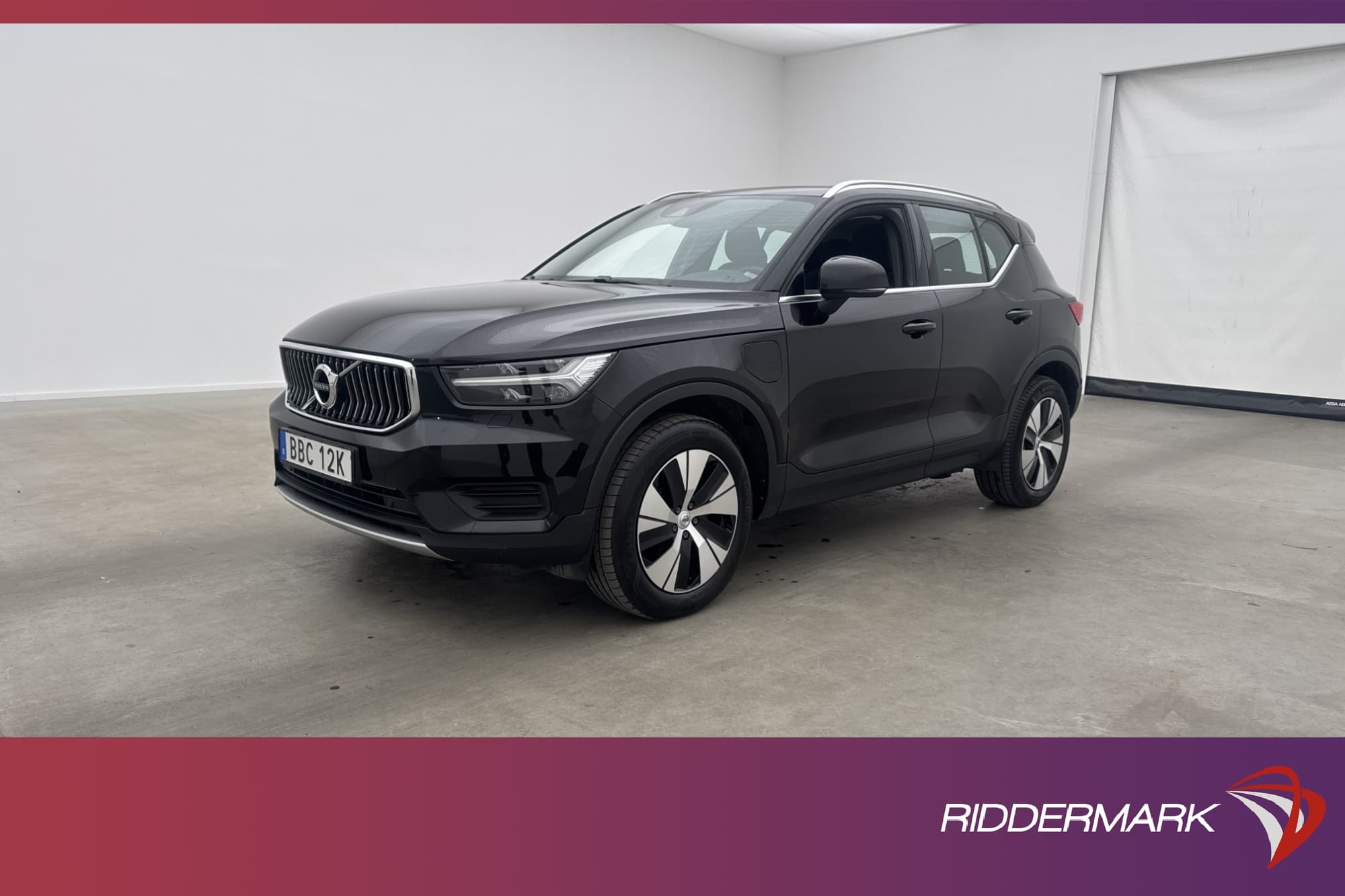Volvo XC40 Recharge T4 Inscription Exp Värmare Drag VOC MOMS