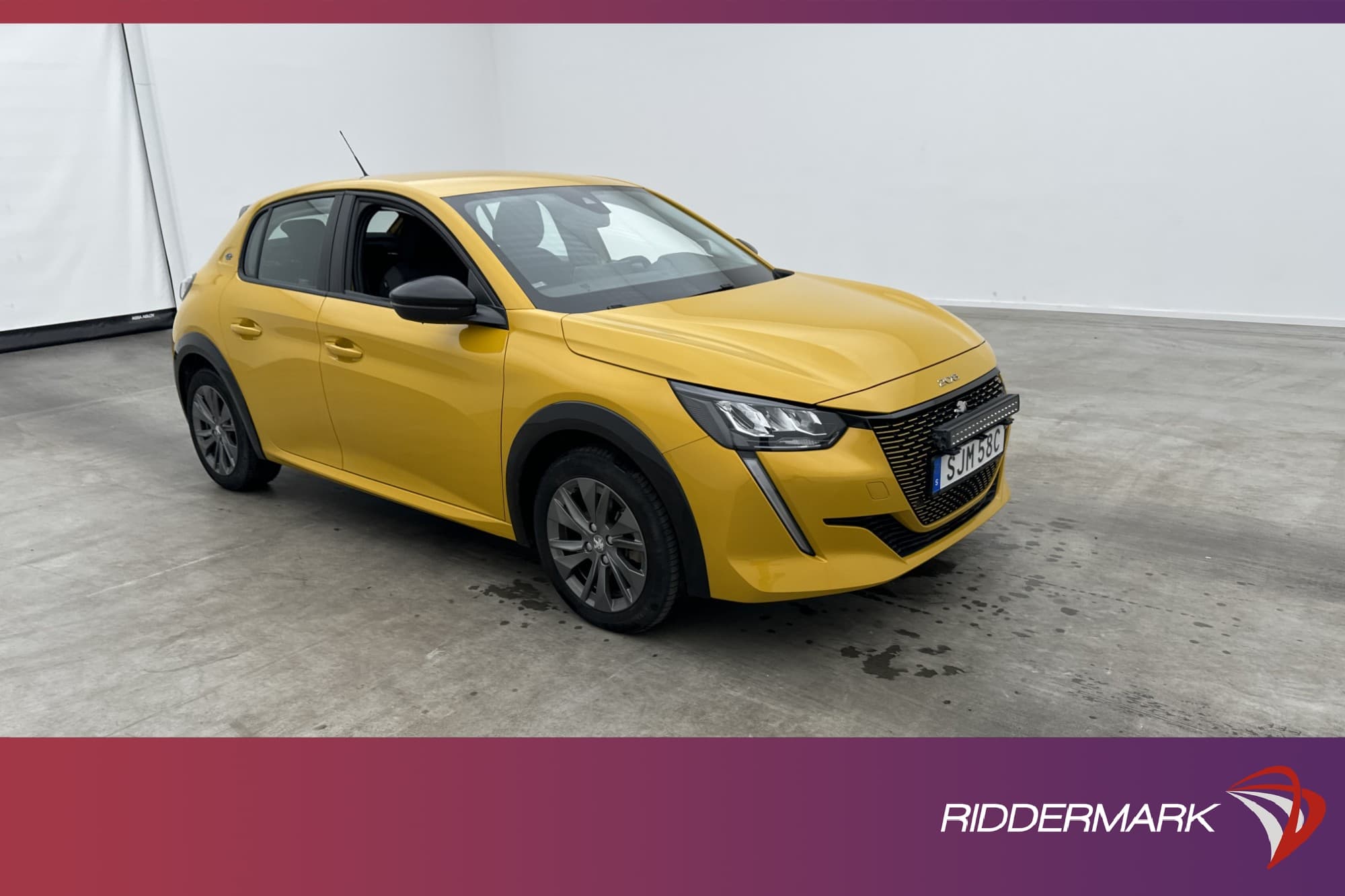 Peugeot e-208 50kWh 136hk