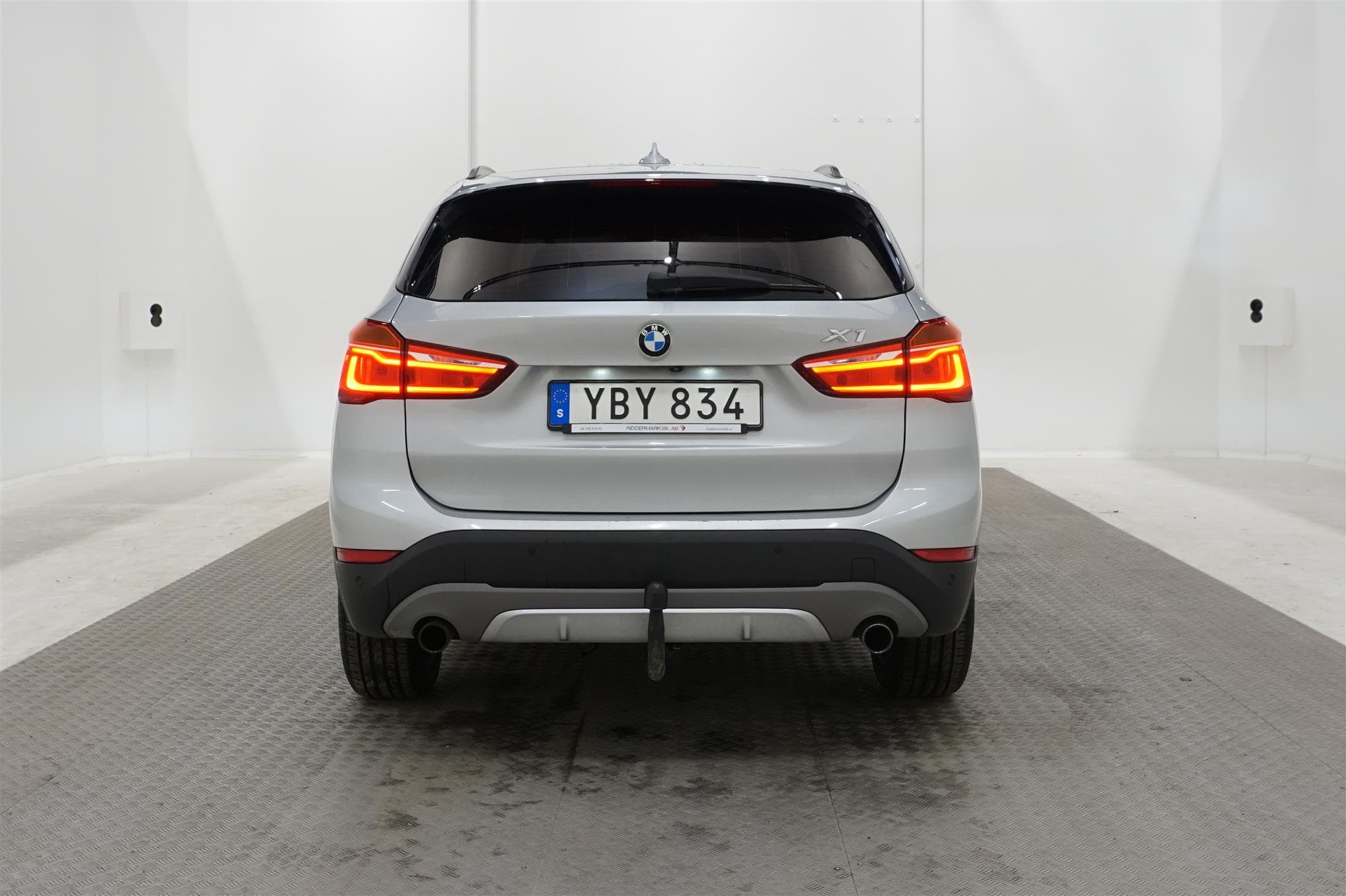 BMW X1 xDrive20d 190hk Pano Drag B-Kam Skinn Keyless 