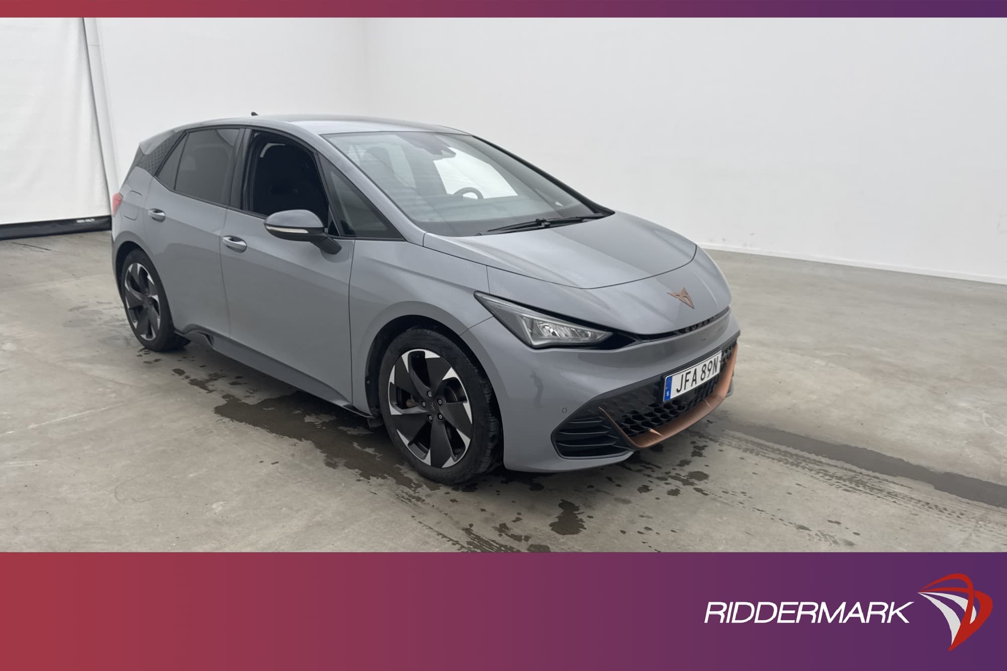 CUPRA Born e-boost 58 231hk Värmare Kamera Navi CarPlay