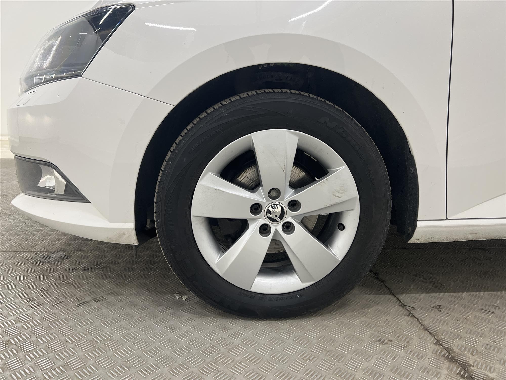 Skoda Fabia 1.2 TSI 90hk Låg Skatt P-Sensor  0,40L/mil