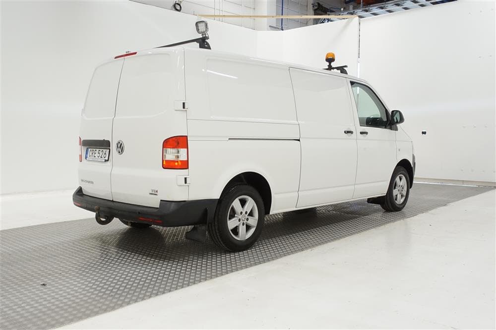 Volkswagen Transporter 2.0TDI 4Motion L2 140hk Värmare Drag exteriör