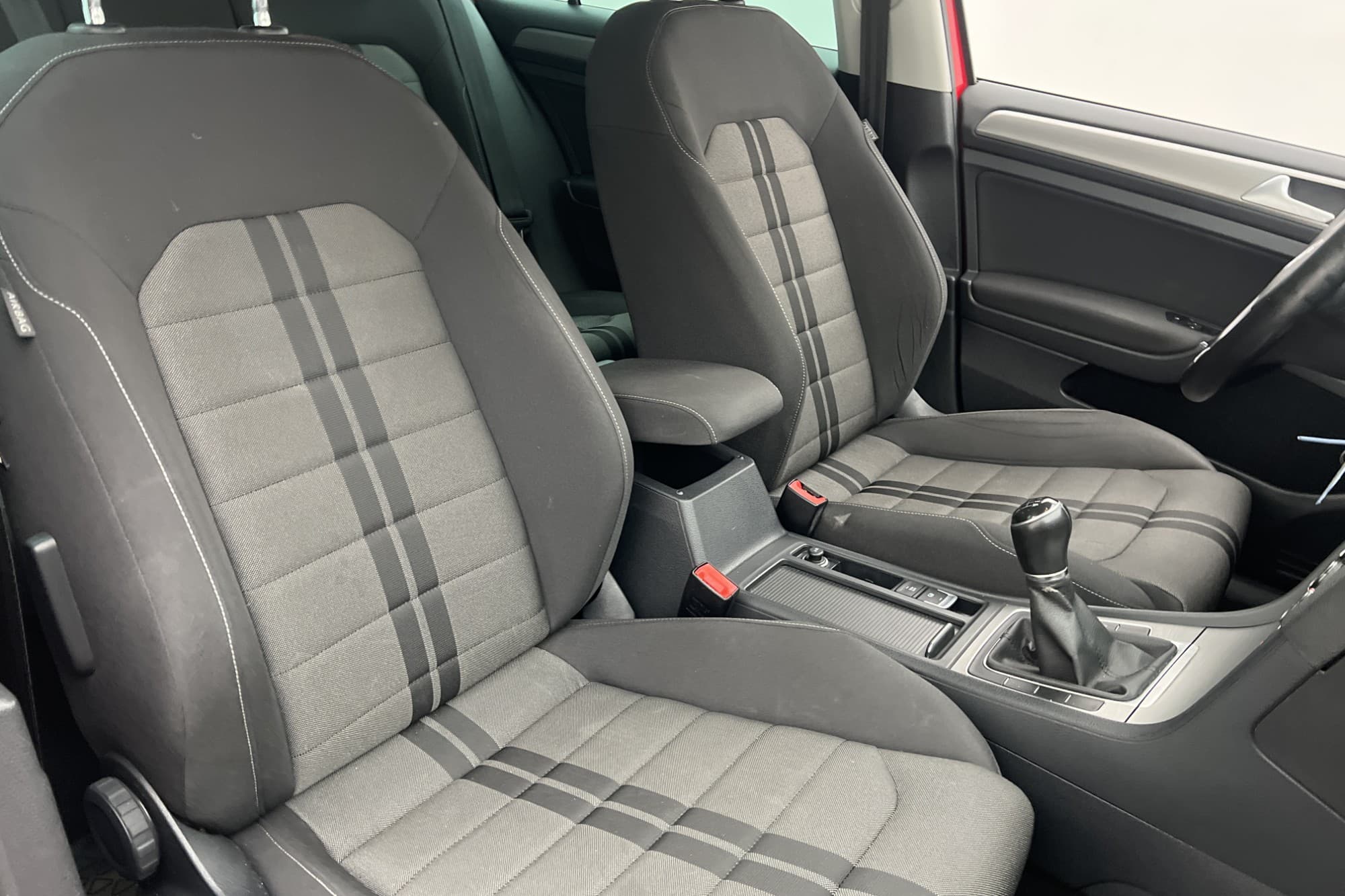 Volkswagen Golf 1.2 TSI 110hk R-Line Adaptiv-Farth CarPlay