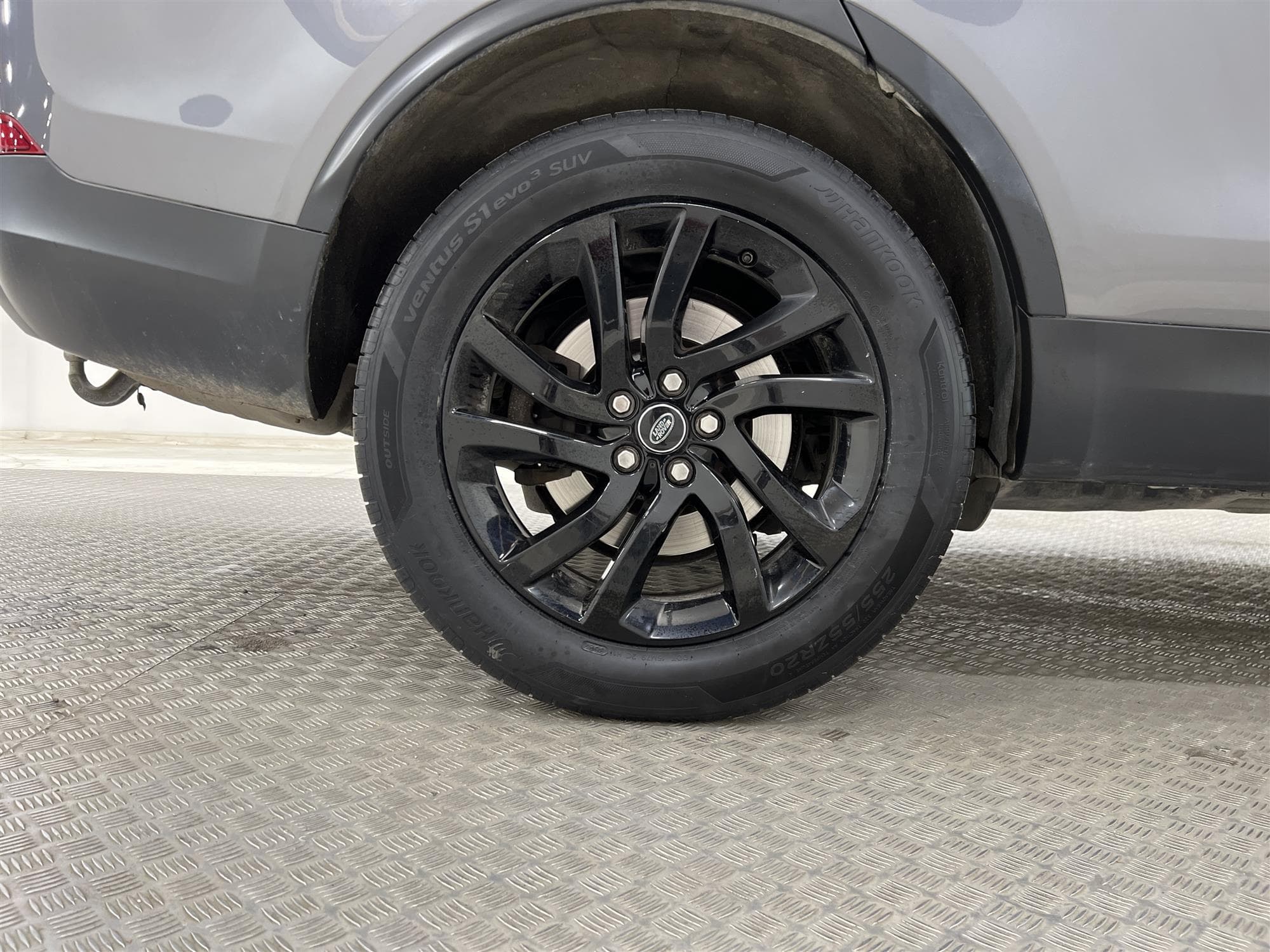 Land Rover Discovery 2.0 TD4 4WD 180hk HSE Pano Merdian Navi