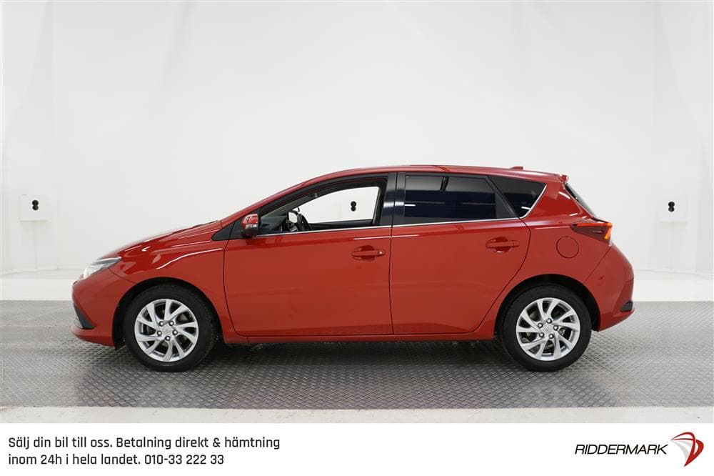 Toyota Auris 1.2T 116hk B-Kam Lane Assist 0,49L/milexteriör