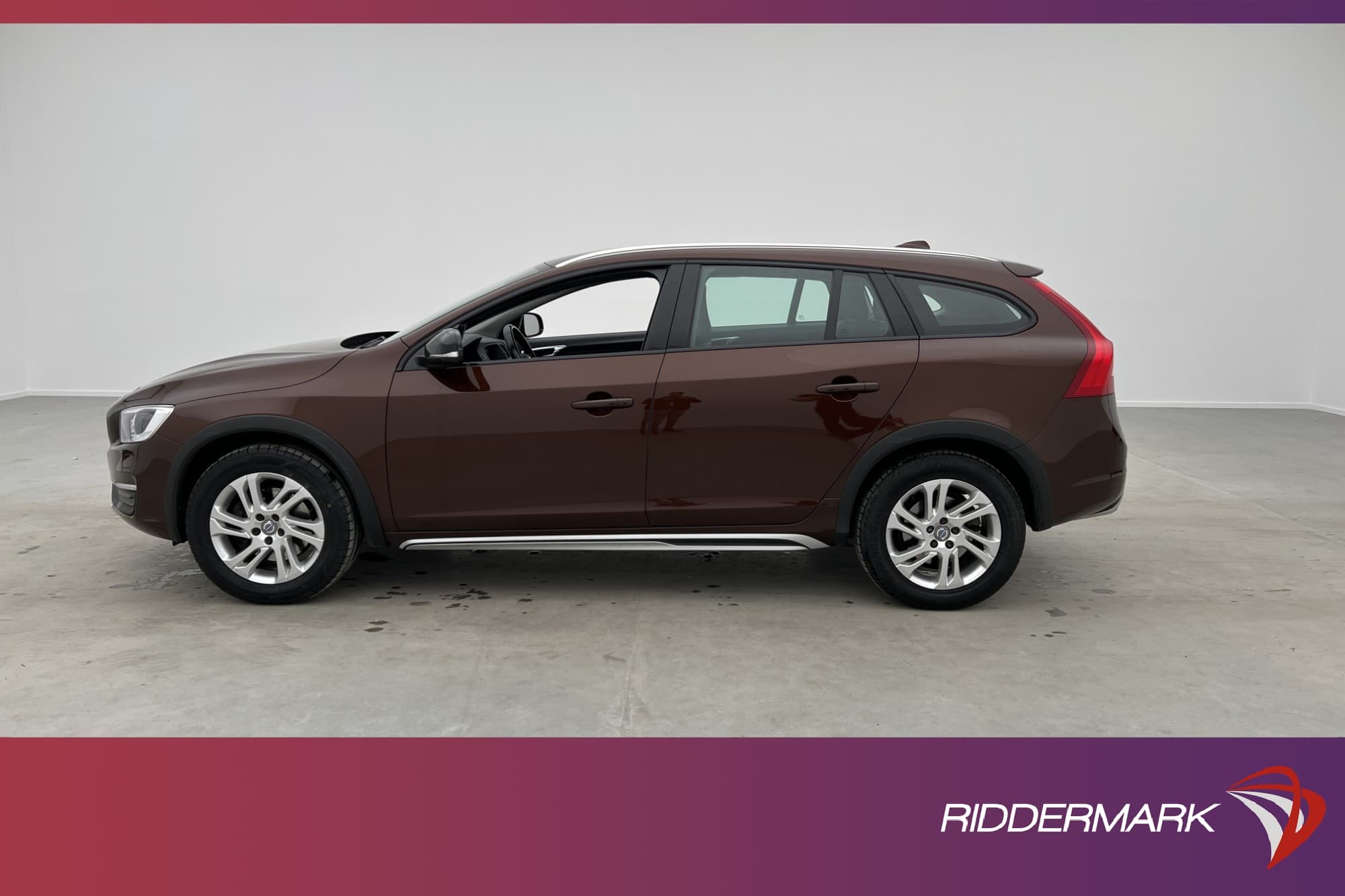 Volvo V60 Cross Country D4 190hk
