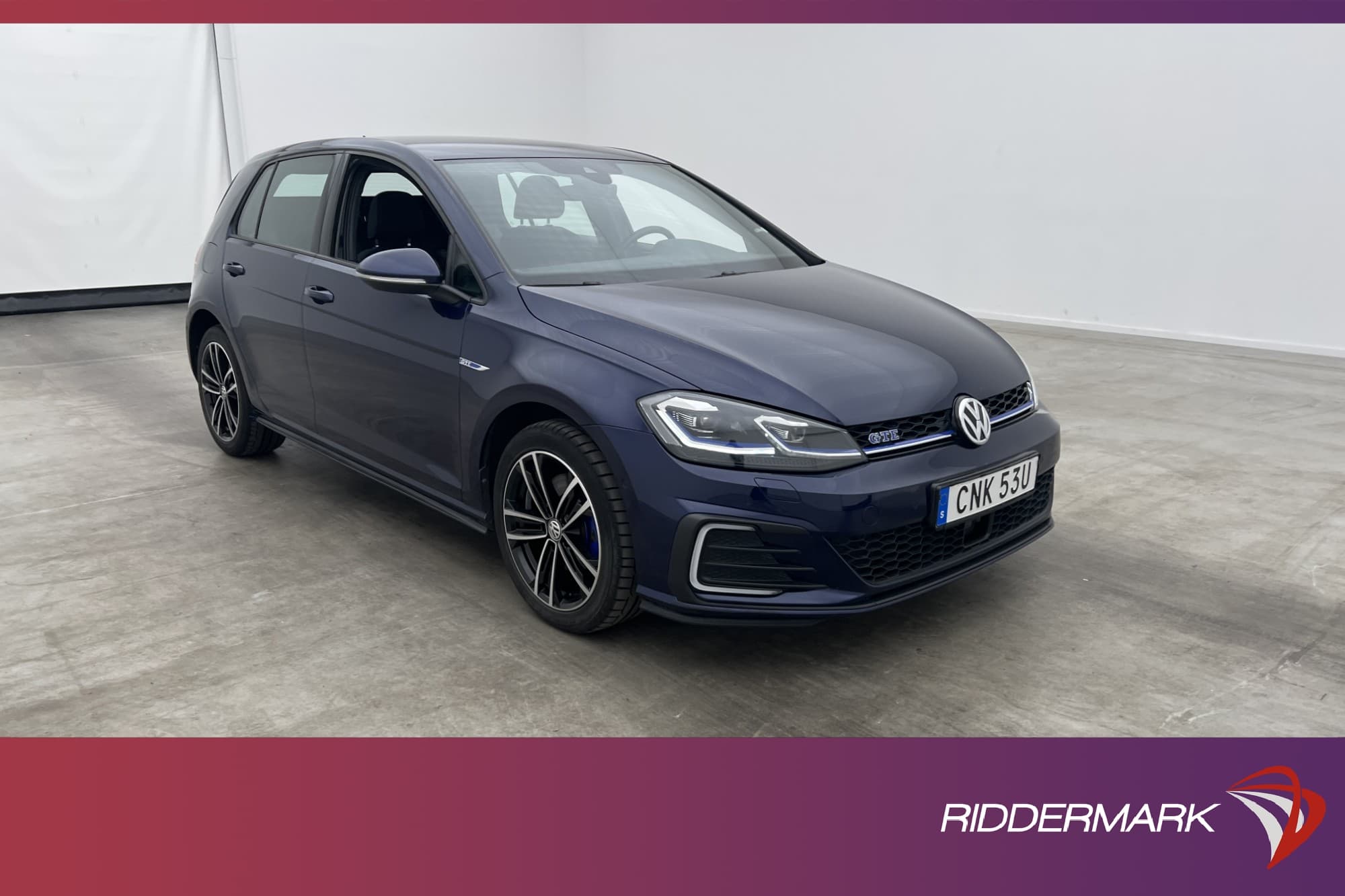 Volkswagen Golf GTE 204hk