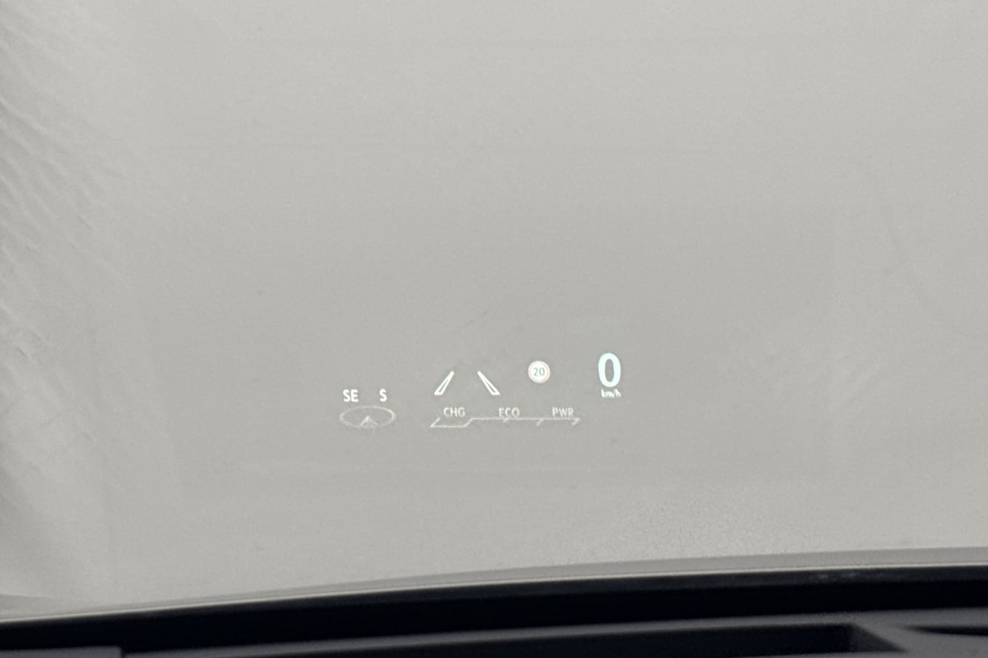 Lexus RX 450h AWD V6 Teknik Pano Skinn HUD Kamera Navi Drag