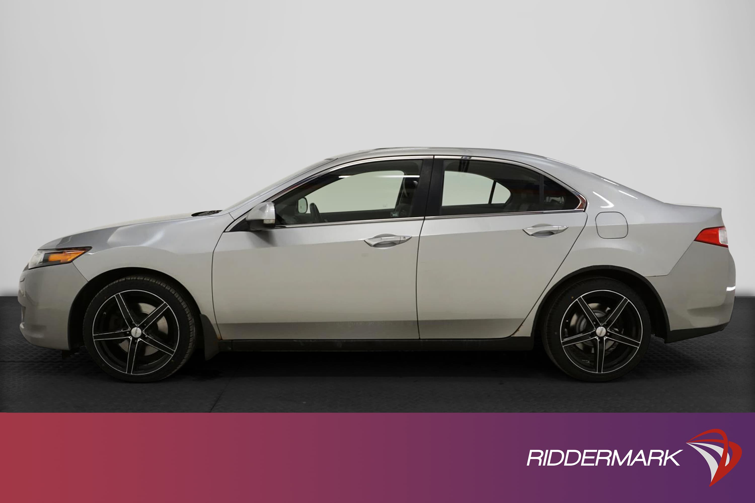 Honda Accord Sedan 2.4 i-VTEC 201hk