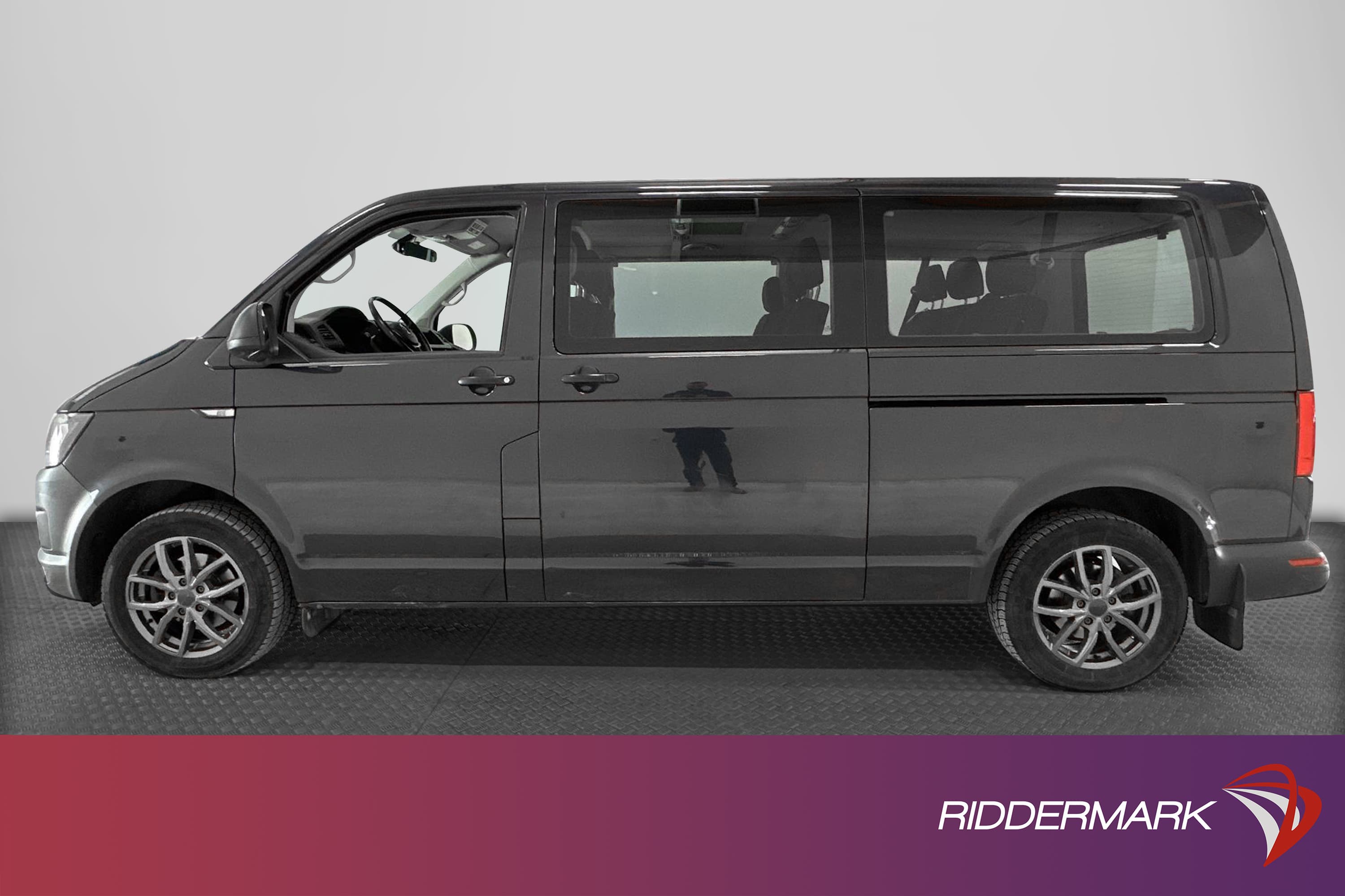Volkswagen Caravelle Lång 2.0TDI DSG Värmare Drag B-Kamera