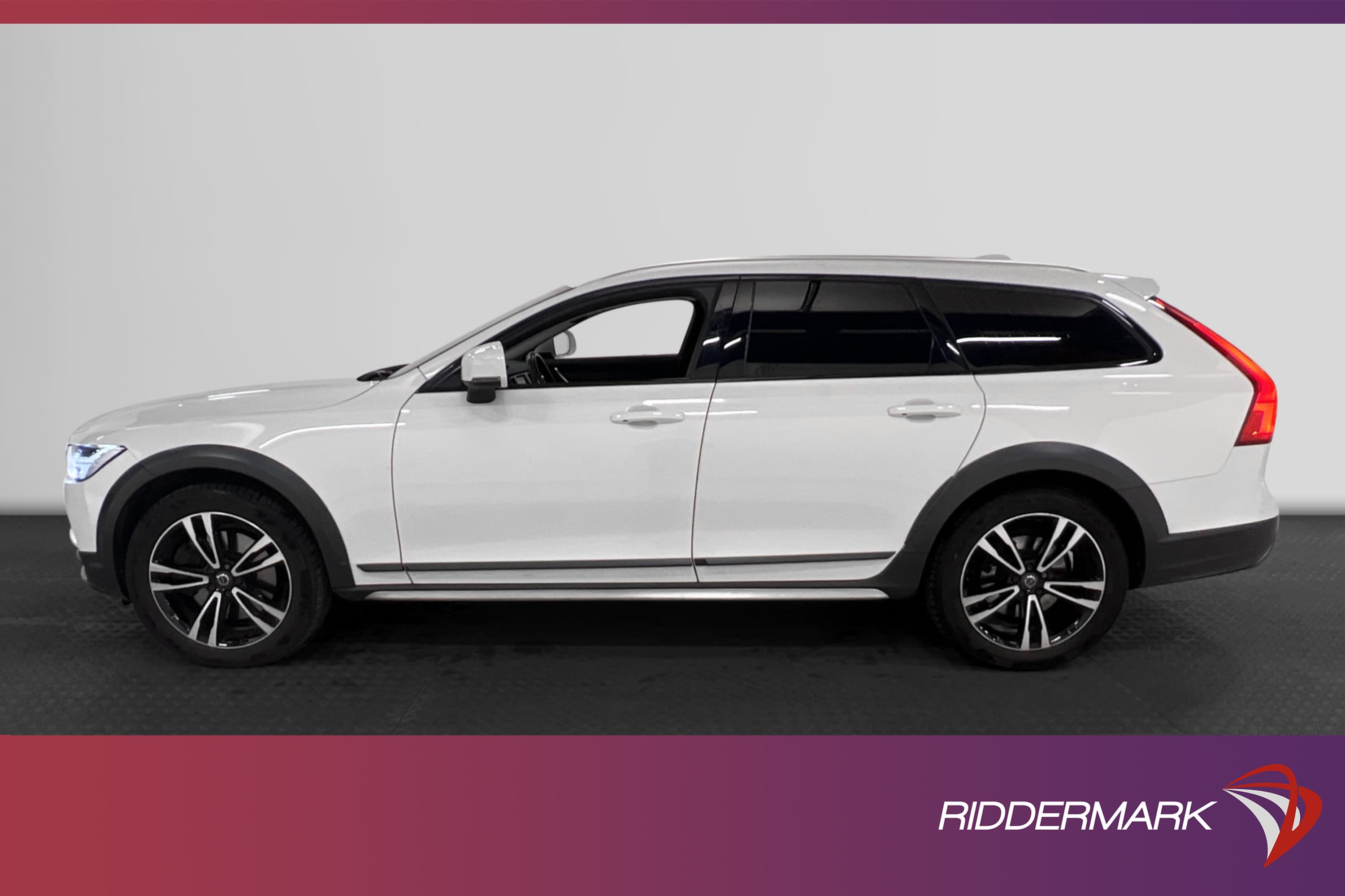 Volvo V90 Cross Country D4 AWD 190hk