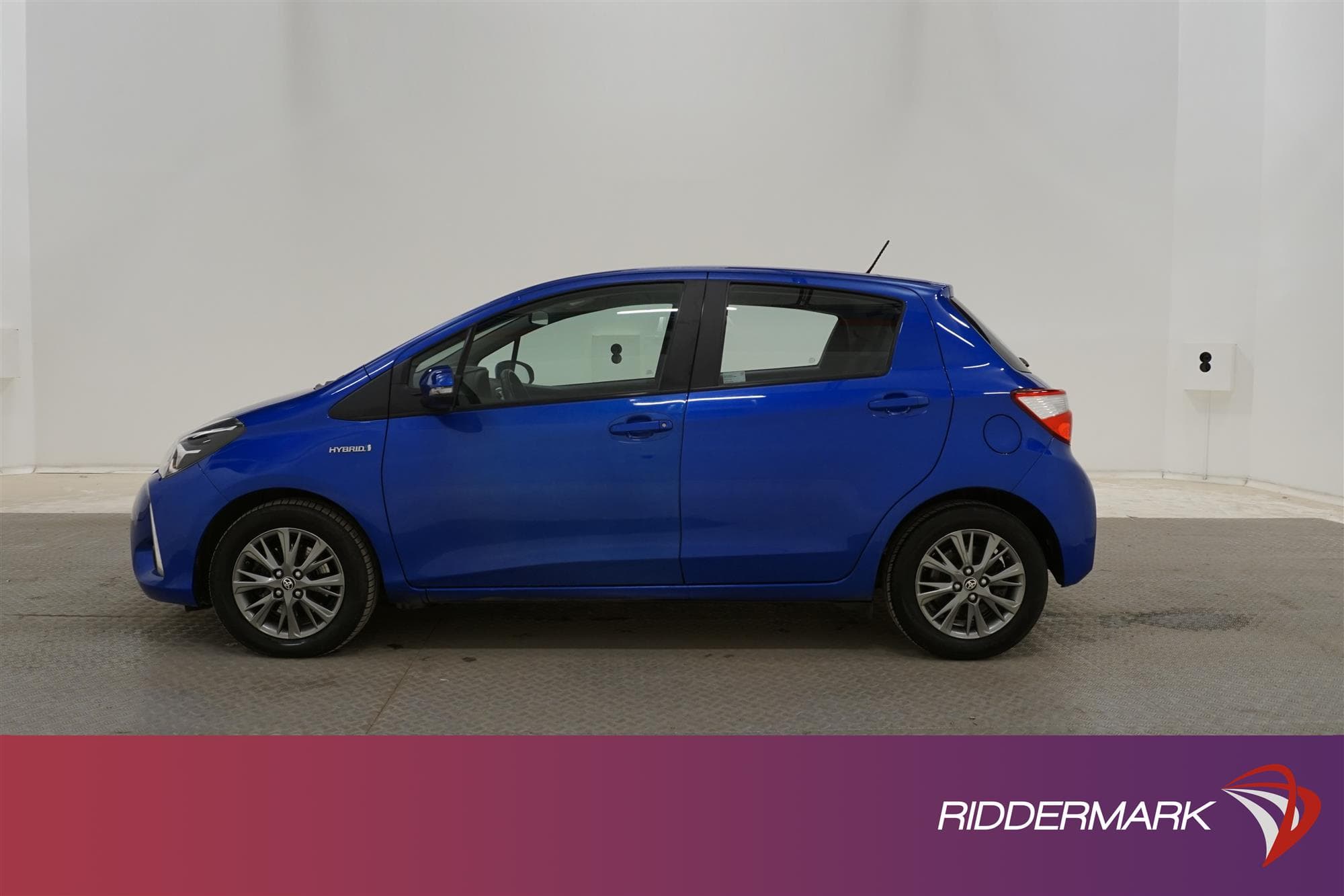 Toyota Yaris Hybrid e-CVT 101hk