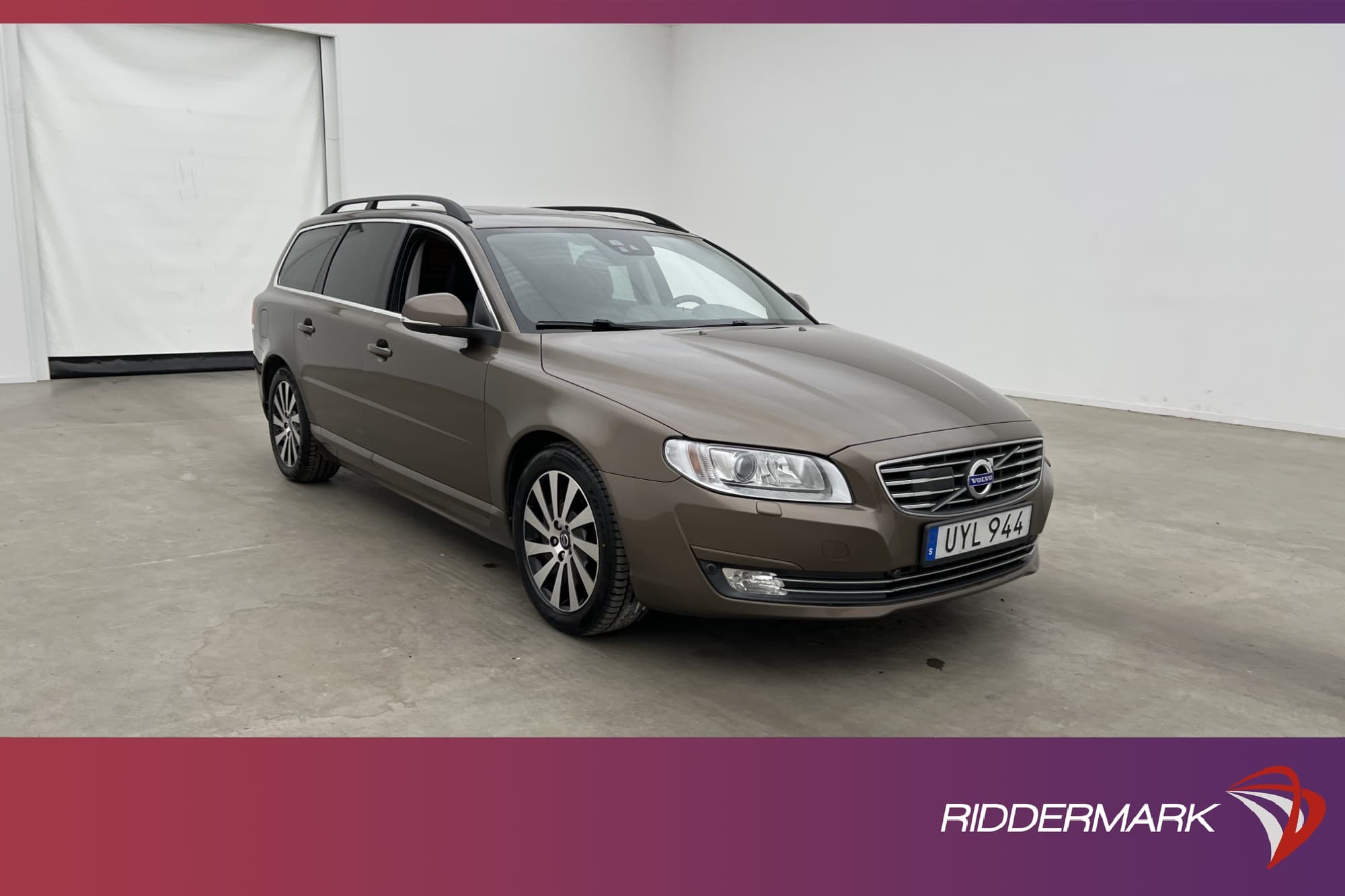 Volvo V70 D4 181hk Momentum VOC Taklucka Navi D-Värmare Drag