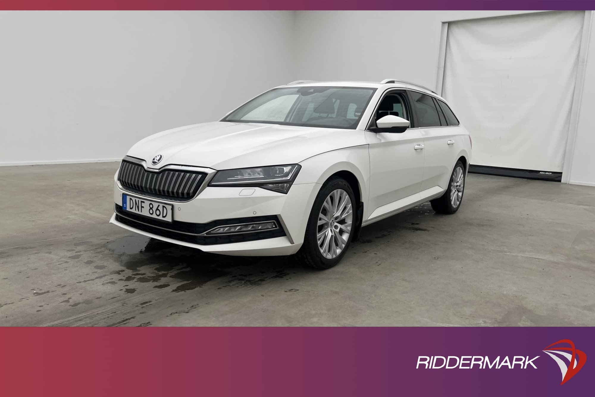 Skoda Superb iV Kombi 1.4 Plug-in Style Cockpit P-Värm Drag