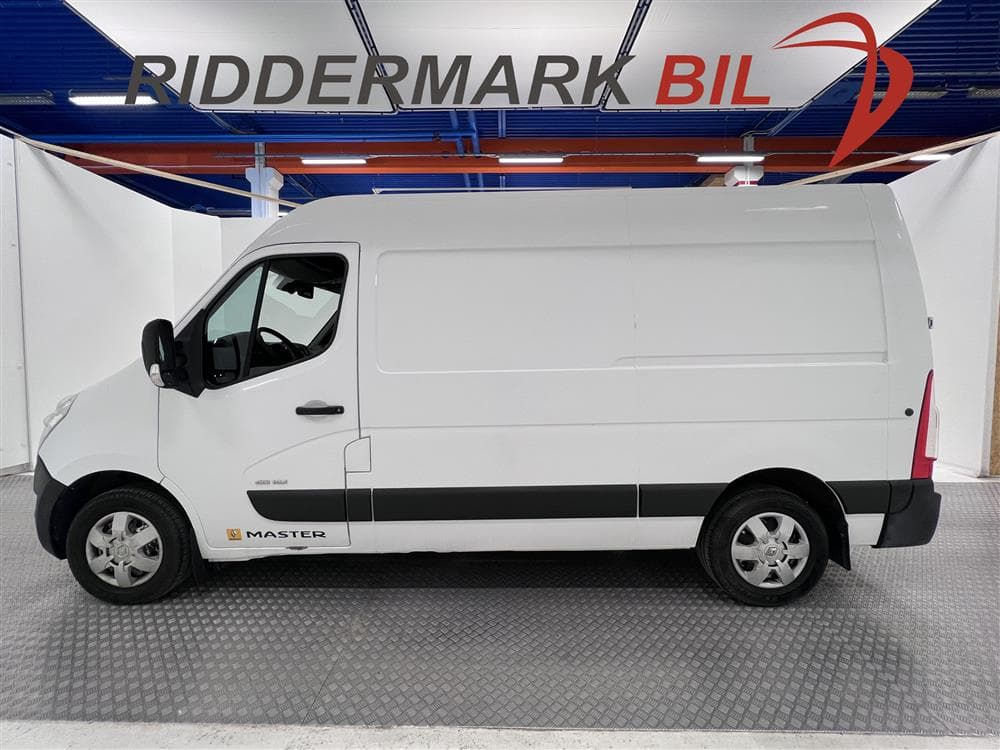 Renault Master 2.3 dCi L2H2 125hk Värmare Aut Navi Drag PDC