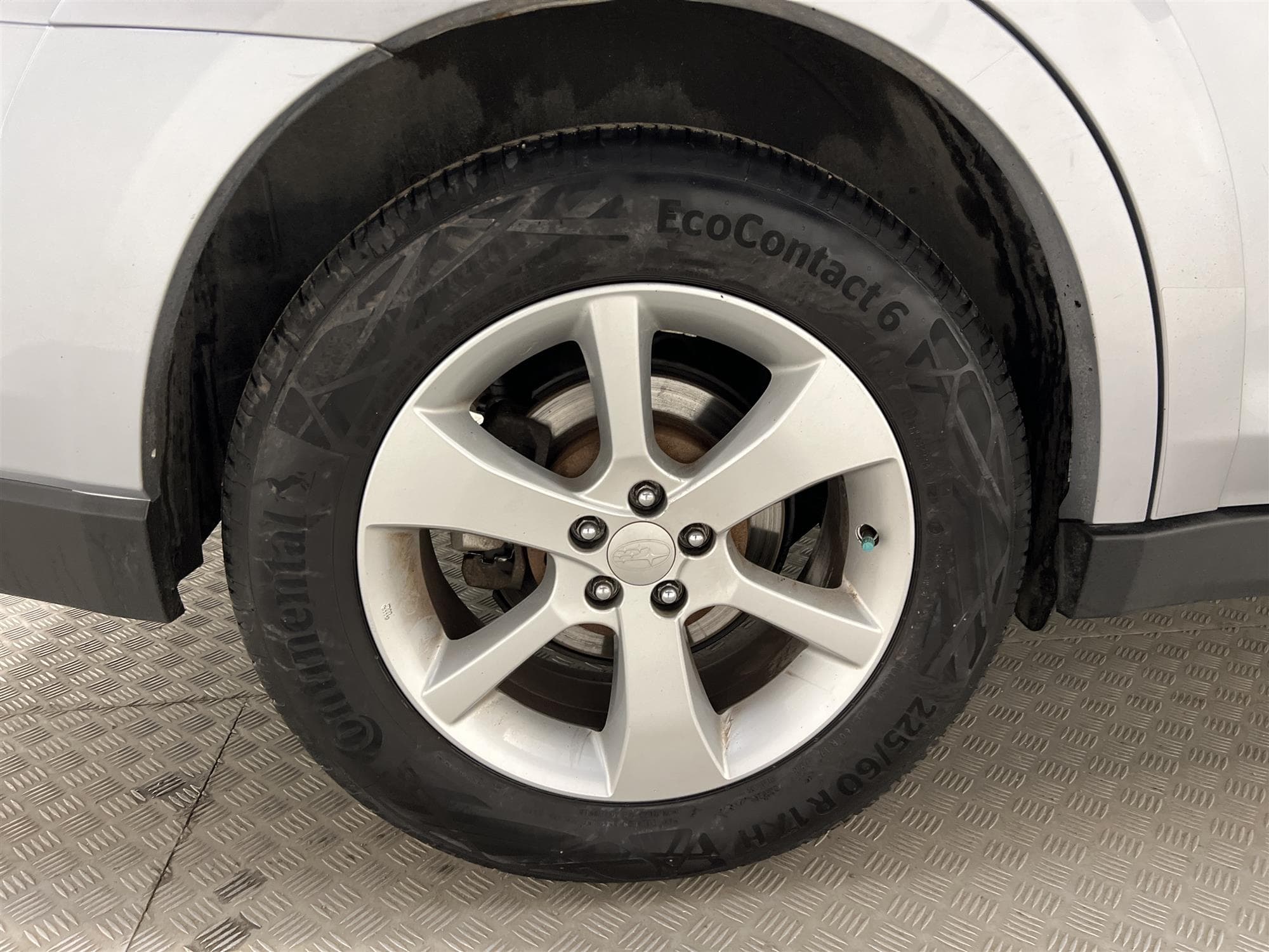Subaru Outback 2.0 4WD 150hk M&K Värmare Drag P-Sensorer
