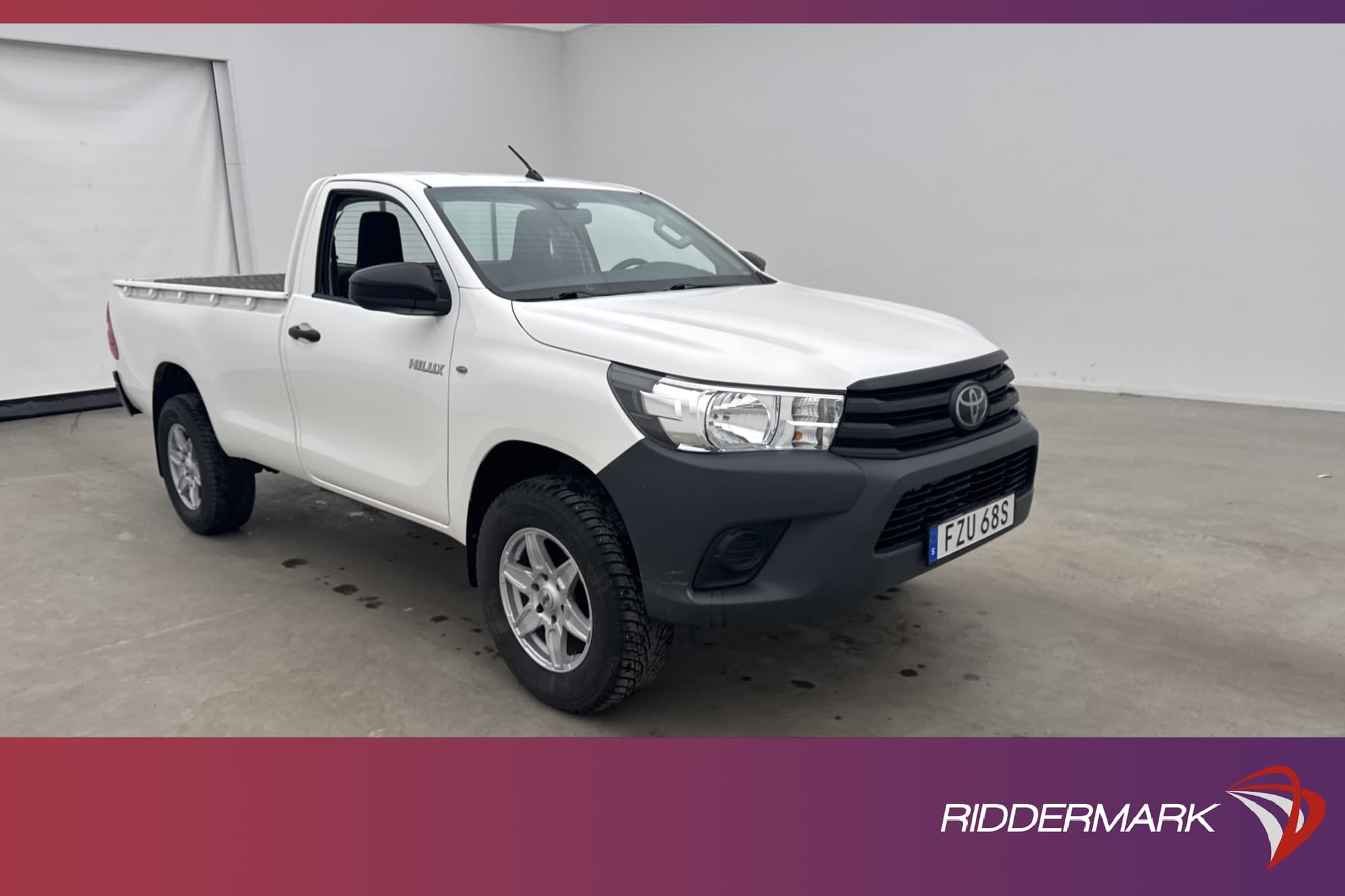 Toyota Hilux Enkelhytt
