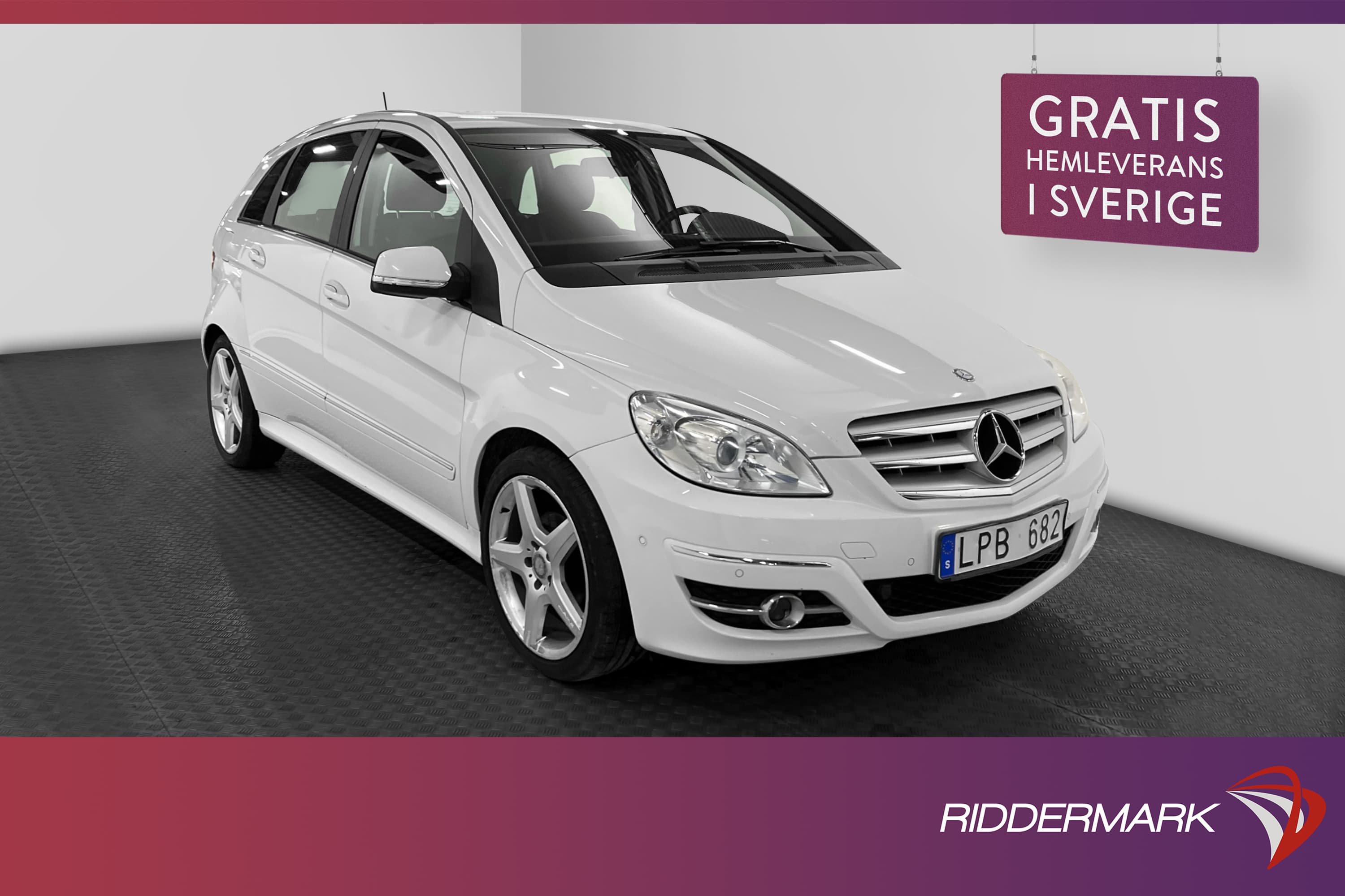 Mercedes-Benz B 180 116hk