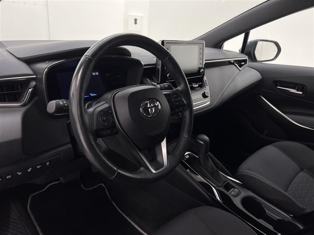 Toyota Corolla 2.0 Hybrid 180hk B-Kam L-Assist Miracast
