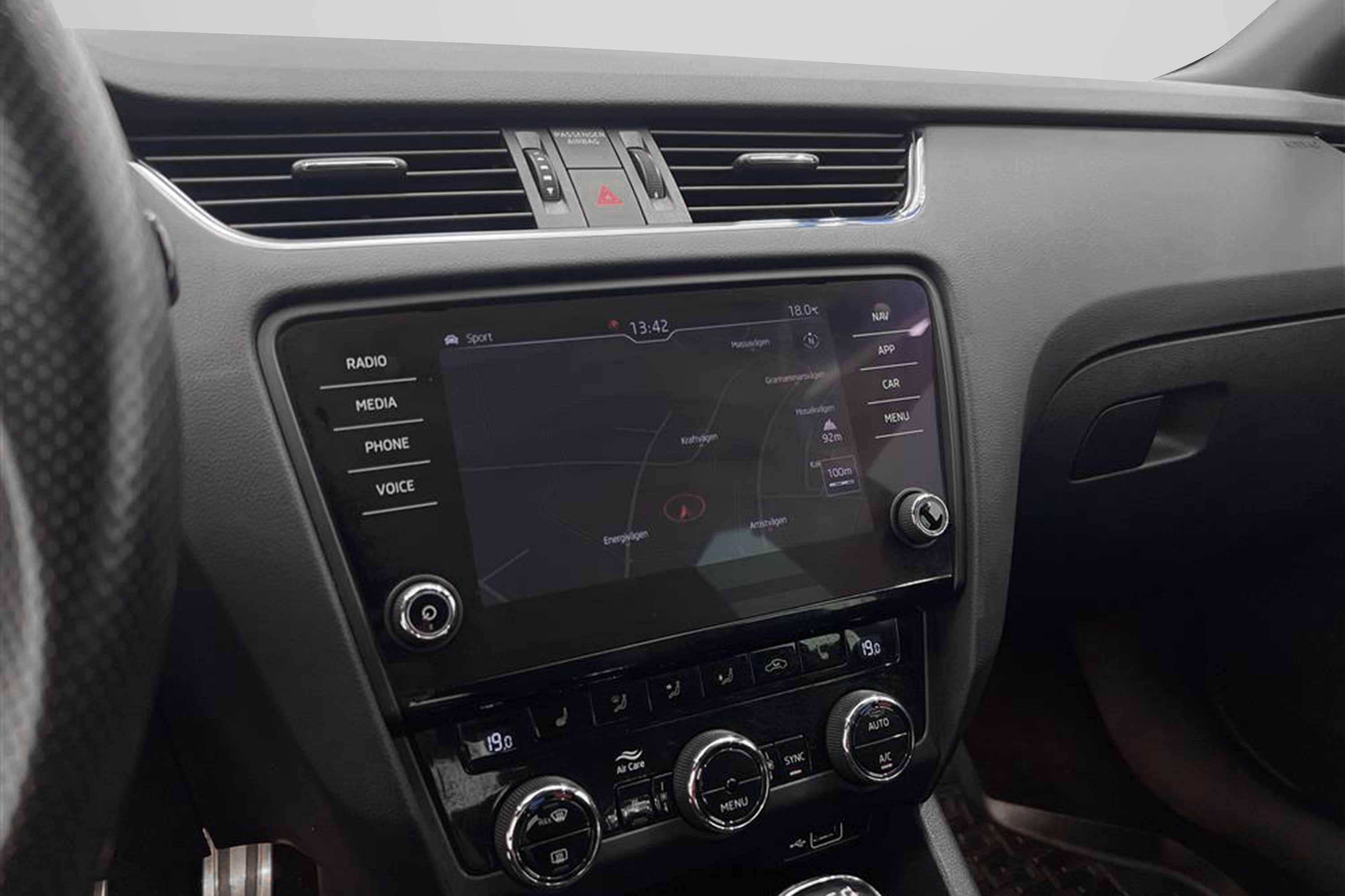 Skoda Octavia RS 2.0 TDI 184hk 4x4 Värmare Kamera GPS Cantoninteriör