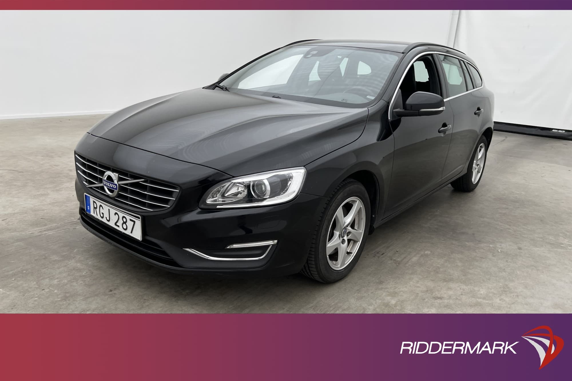 Volvo V60 D4