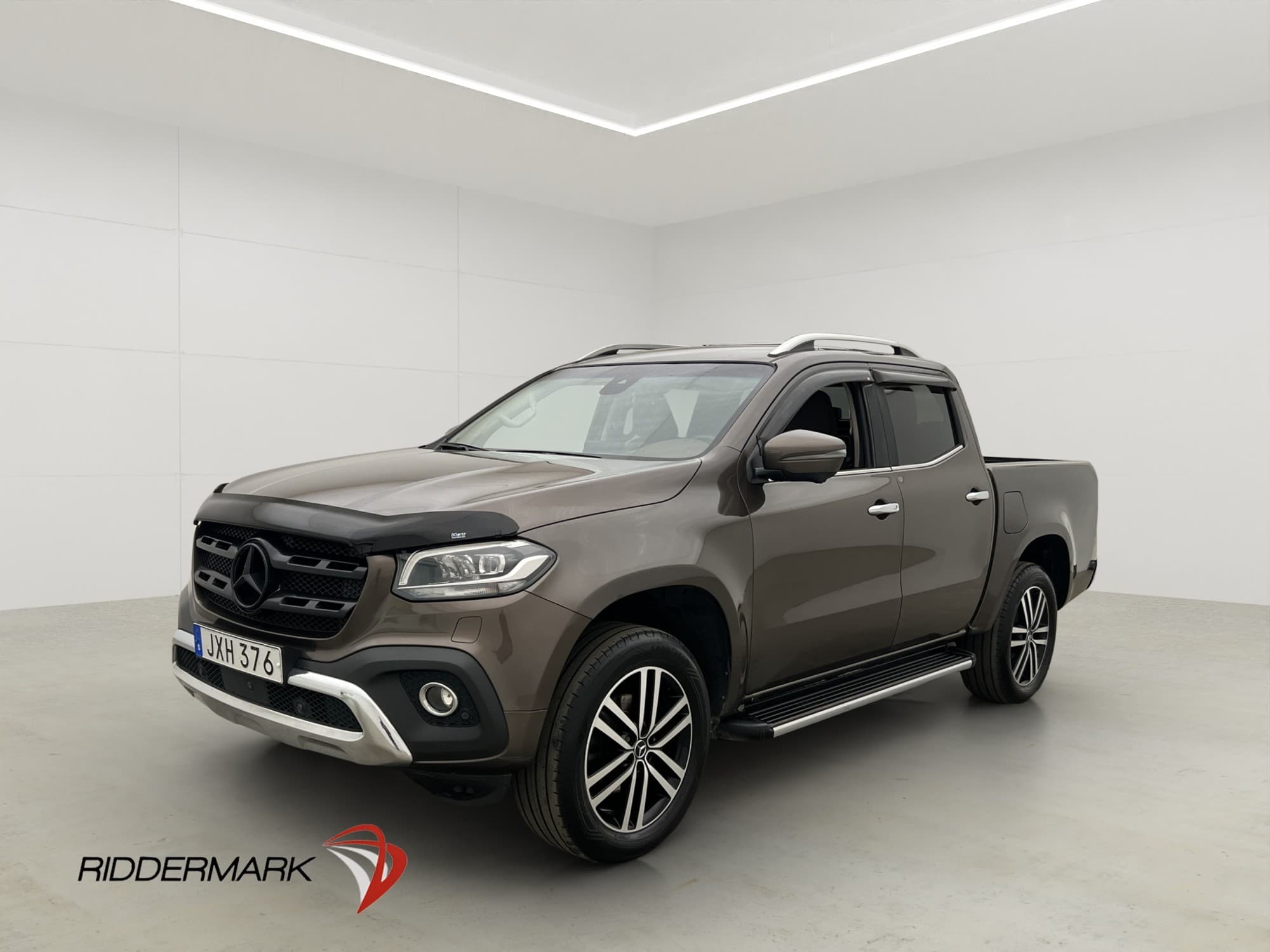 Mercedes-Benz X 250