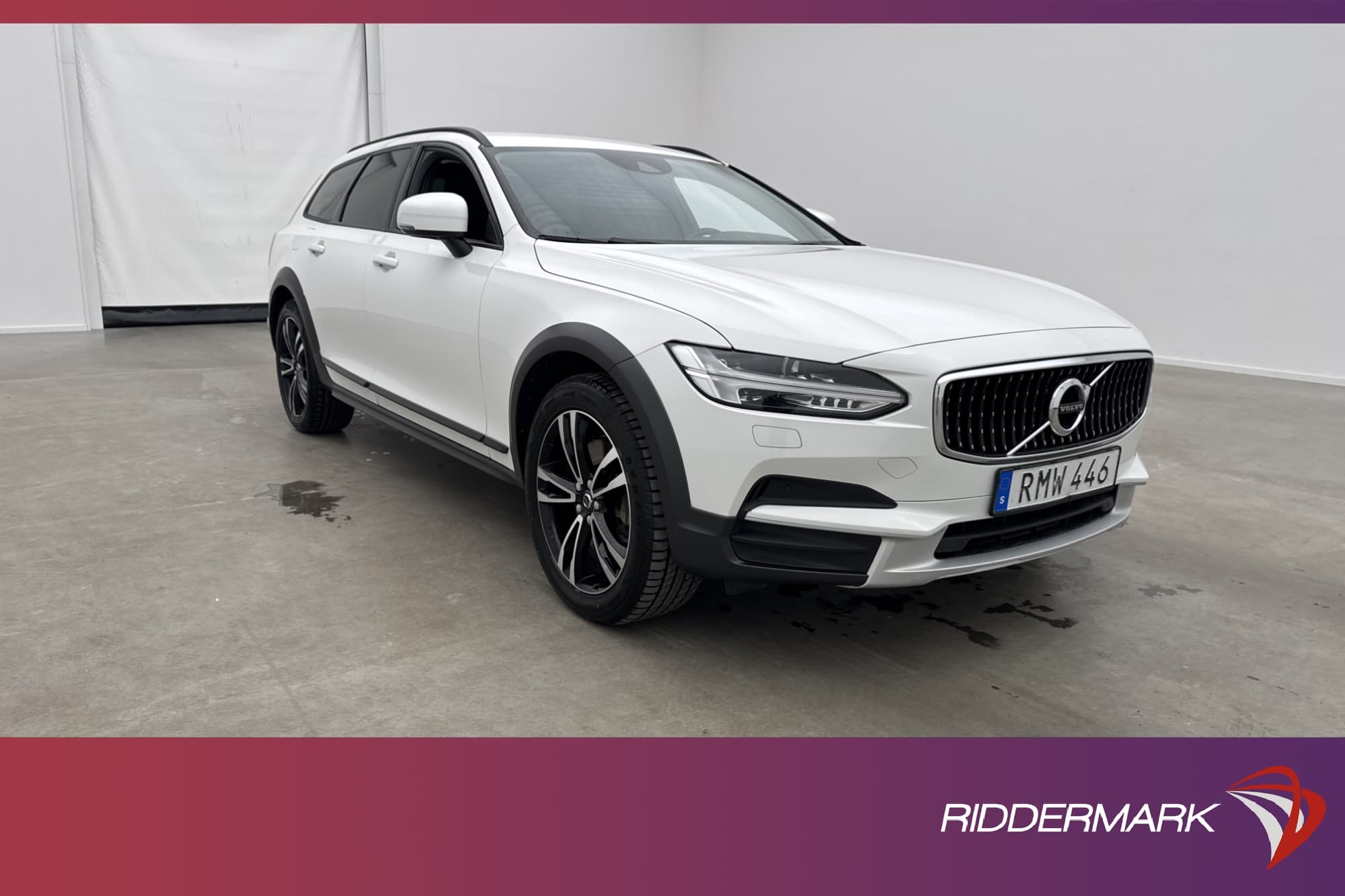 Volvo V90 Cross Country D4 AWD Kinetic VOC Värmare Dragkrok