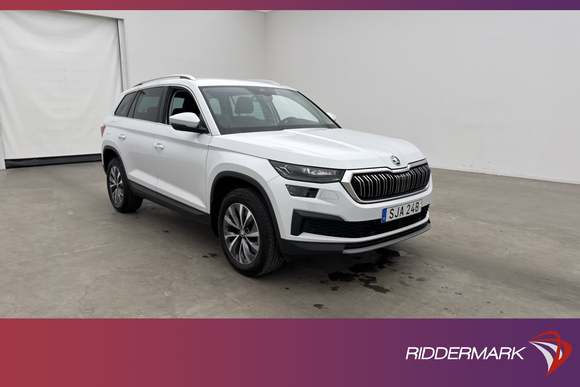 Skoda Kodiaq 4x4 190hk Cockpit Skinn Värm Kamera Drag MOMS