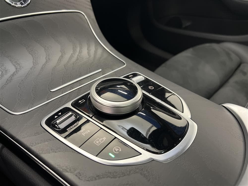 Mercedes-Benz C 220d 194hk Facelift AMG Pano Drag B-kam GPSinteriör