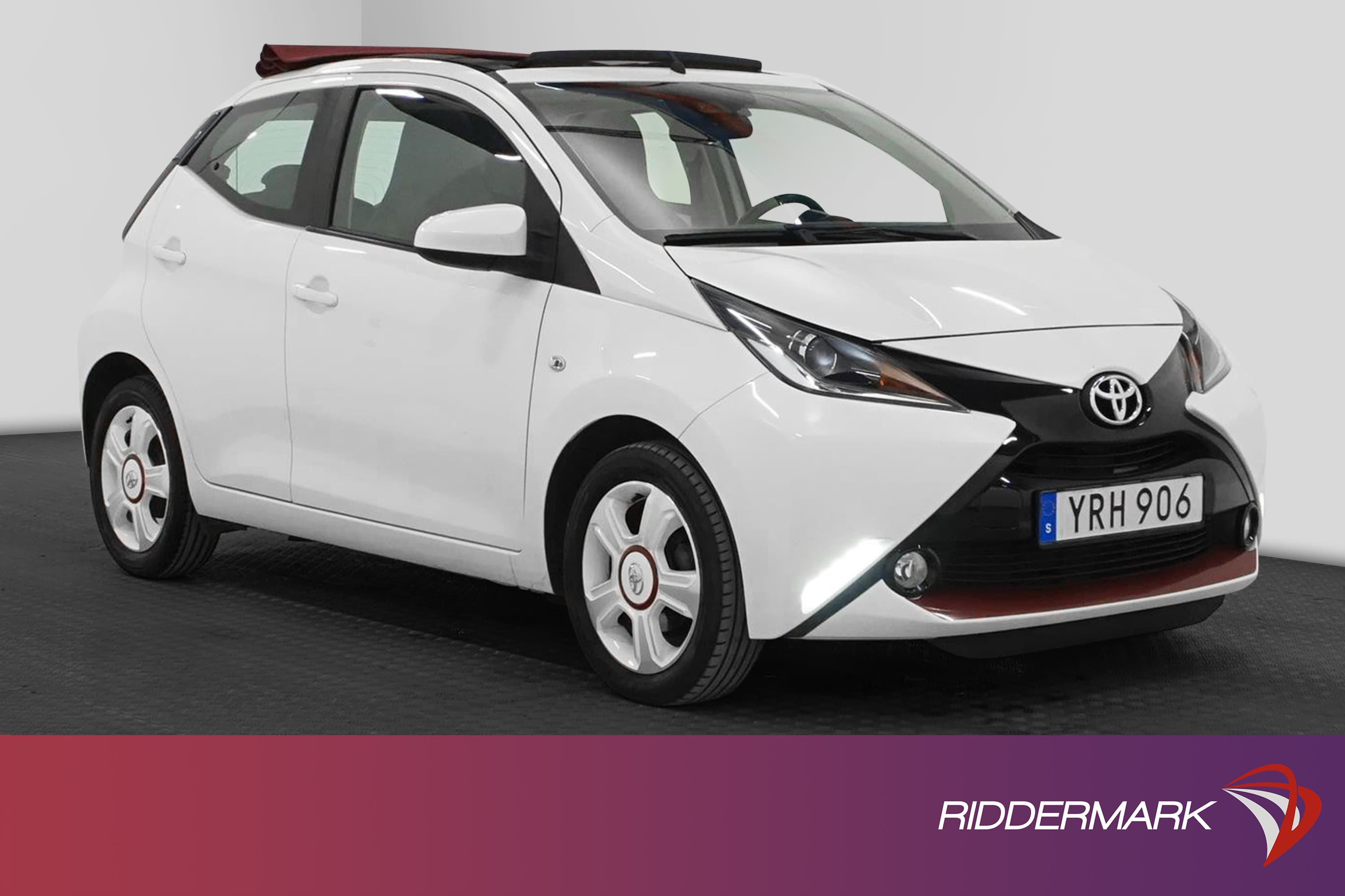 Toyota Aygo 1.0 VVT-i 69hk B-Kam 360kr Skatt 0,41L/mil