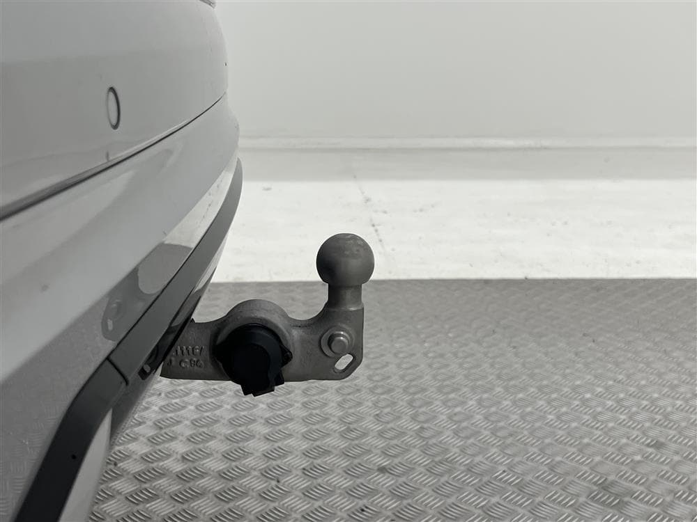 Volvo XC60 T8 AWD TwEn Polestar 421hk R-Design Pano H/K HuDinteriör