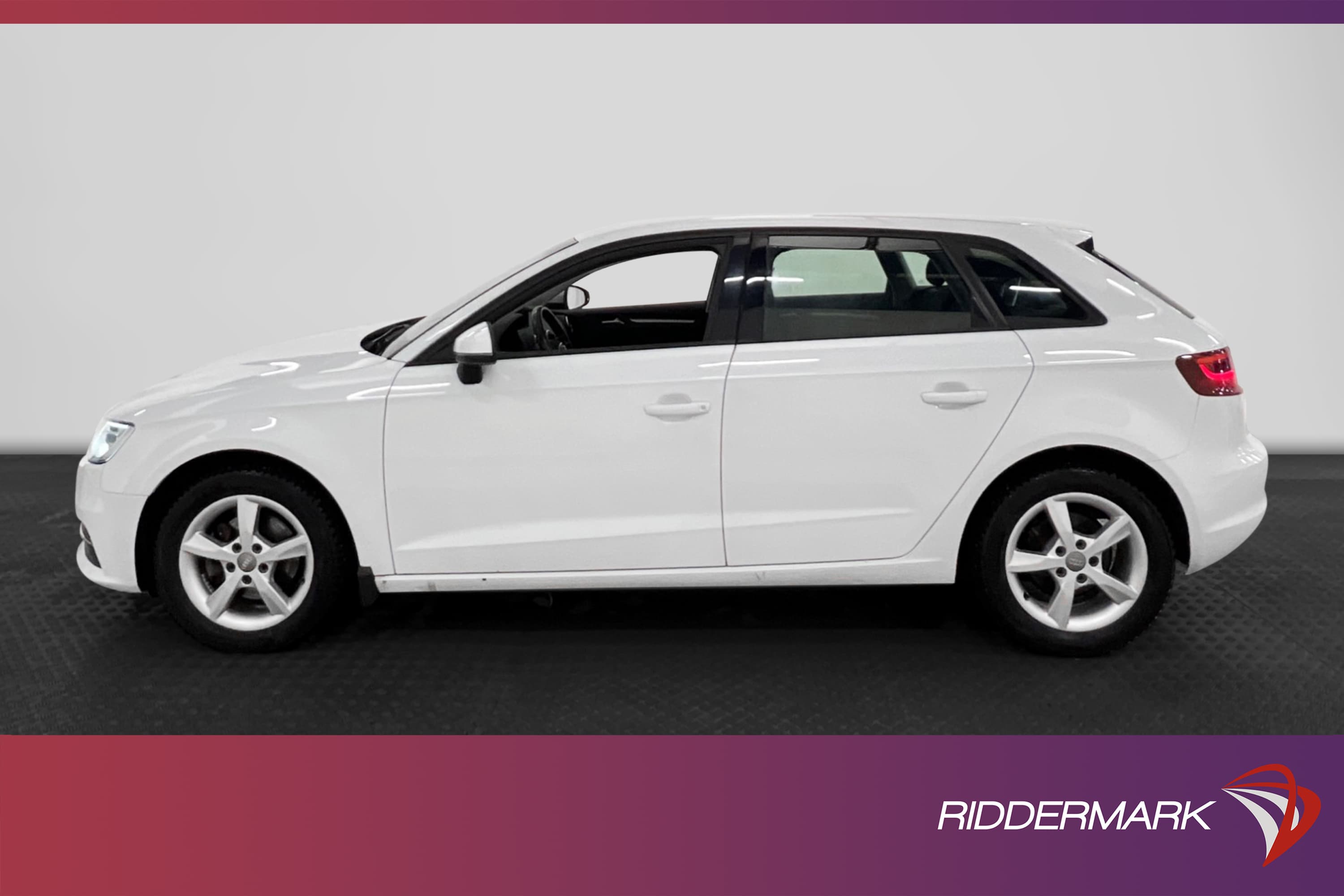 Audi A3 1.6 TDI 105hk
