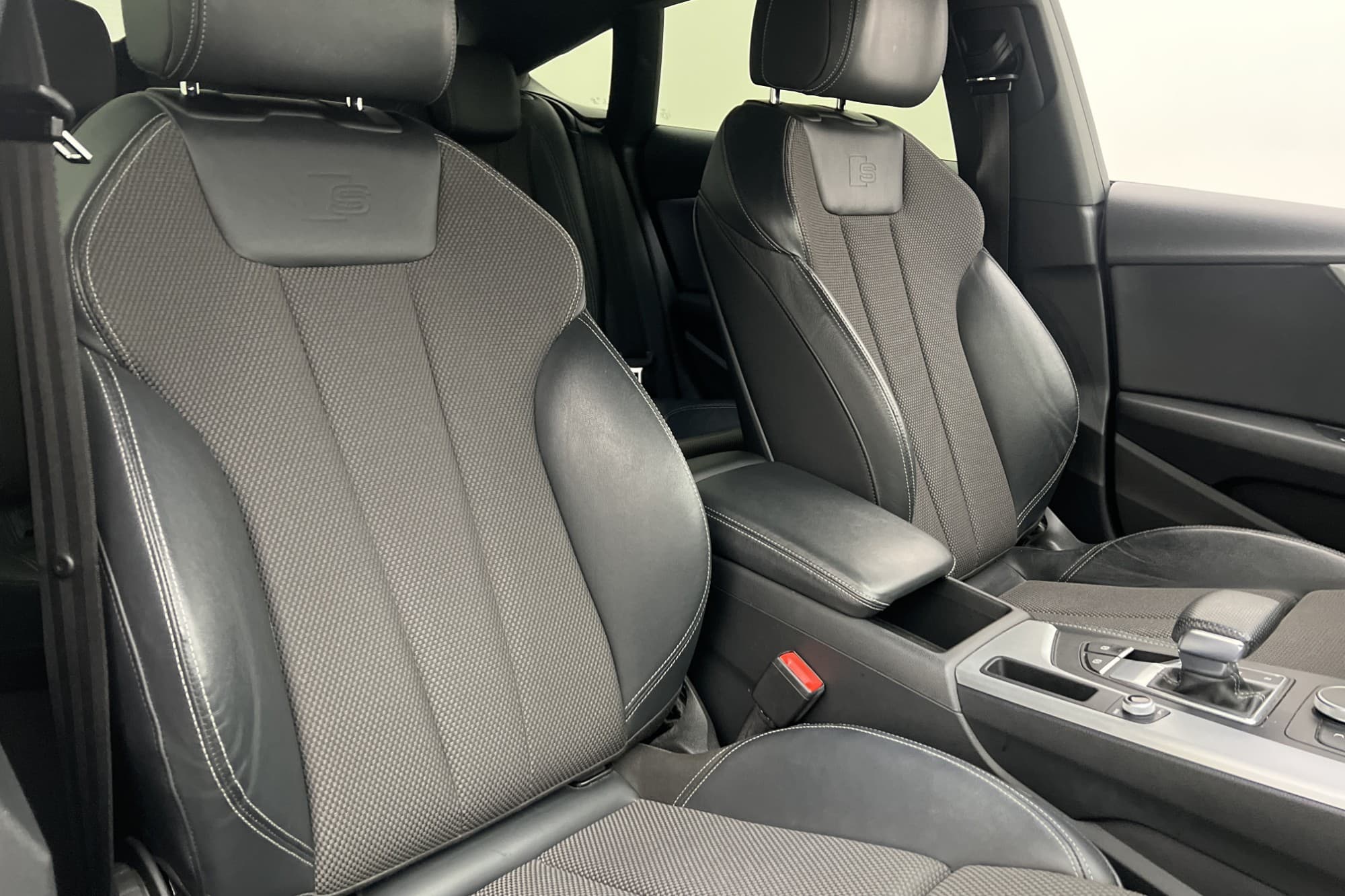 Audi A5 Sportback 45 TFSI Q 245hk S Line Dragkrok Värmare