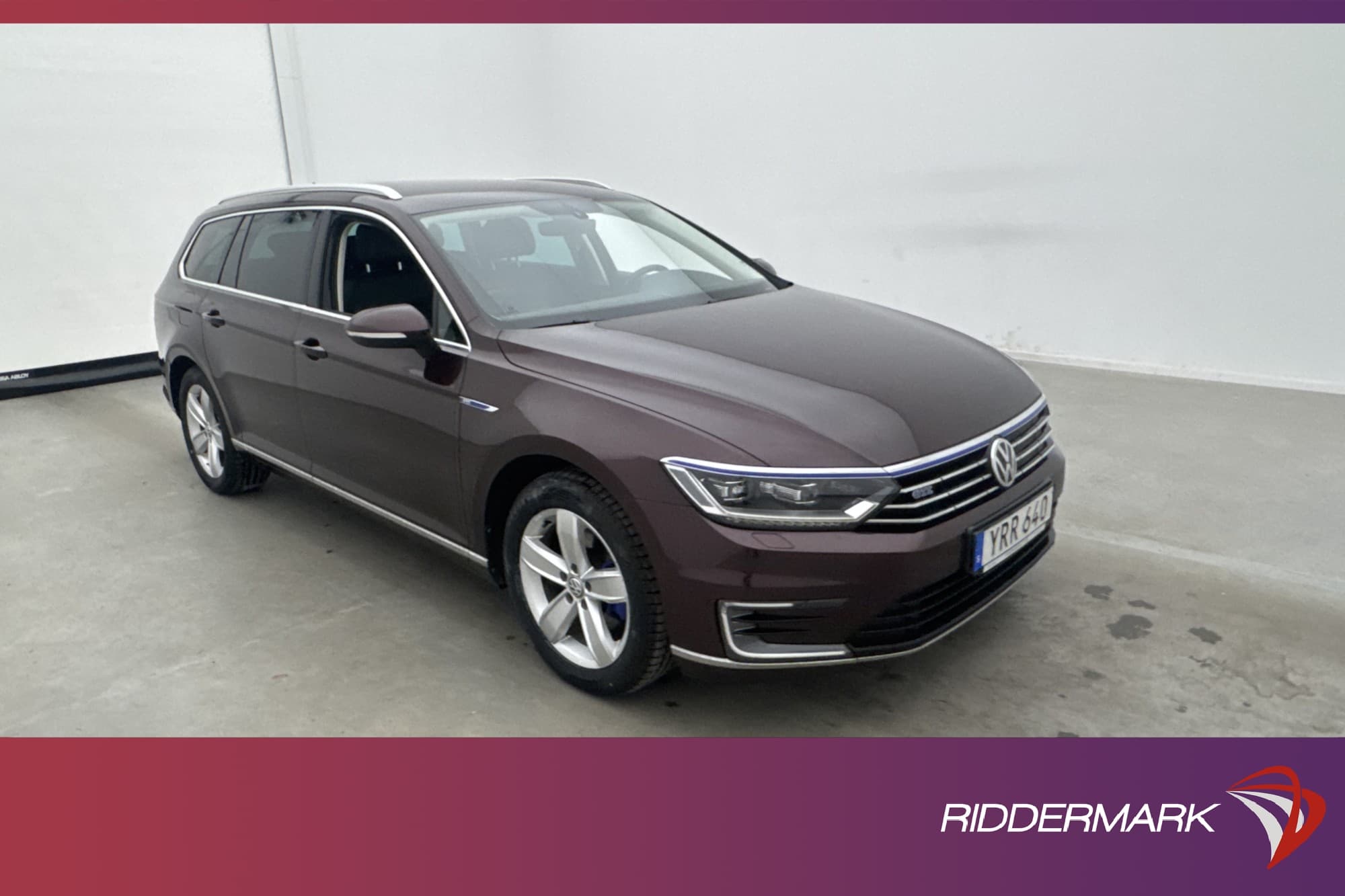 Volkswagen Passat GTE 218hk