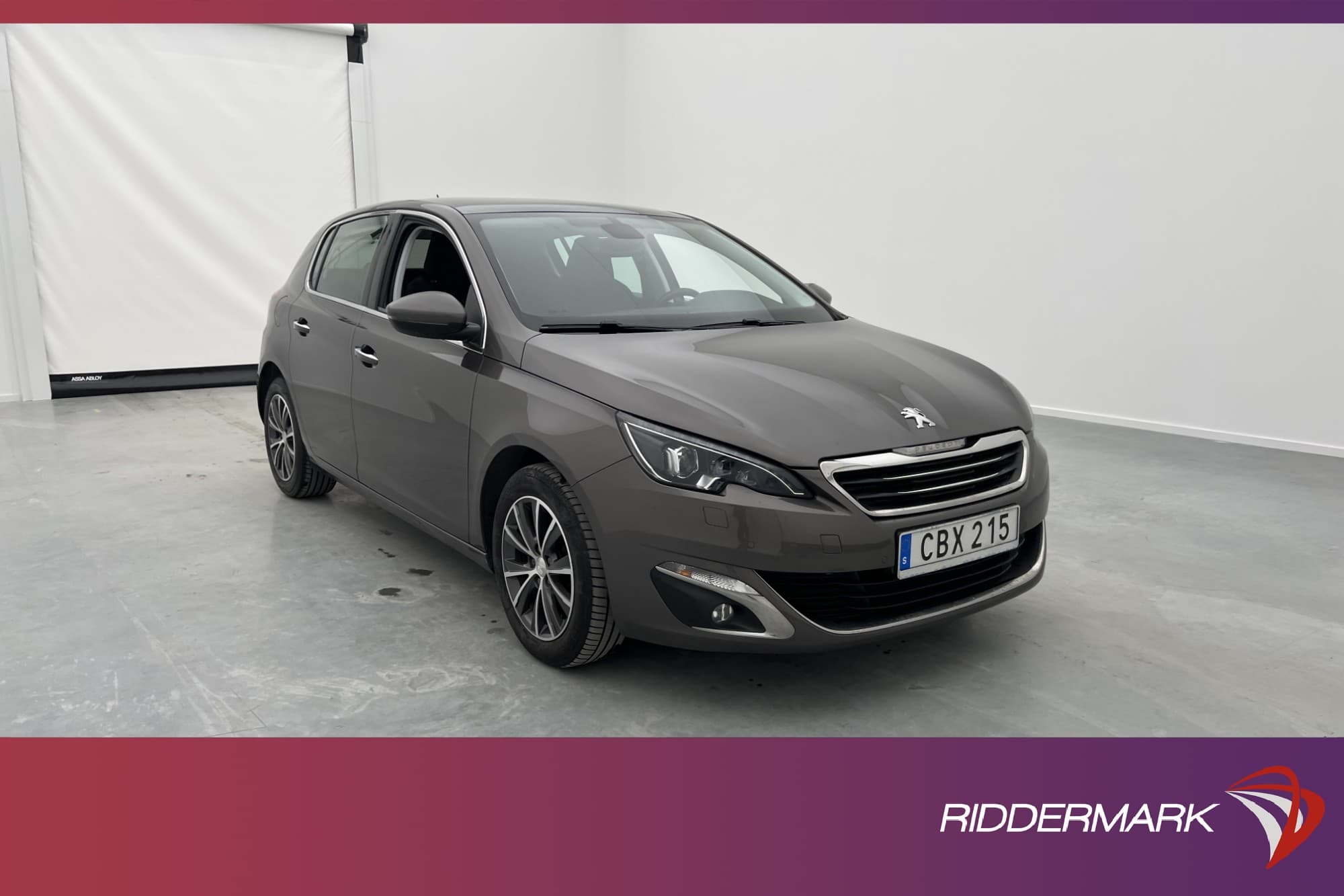Peugeot 308 1.2 e-THP 130hk