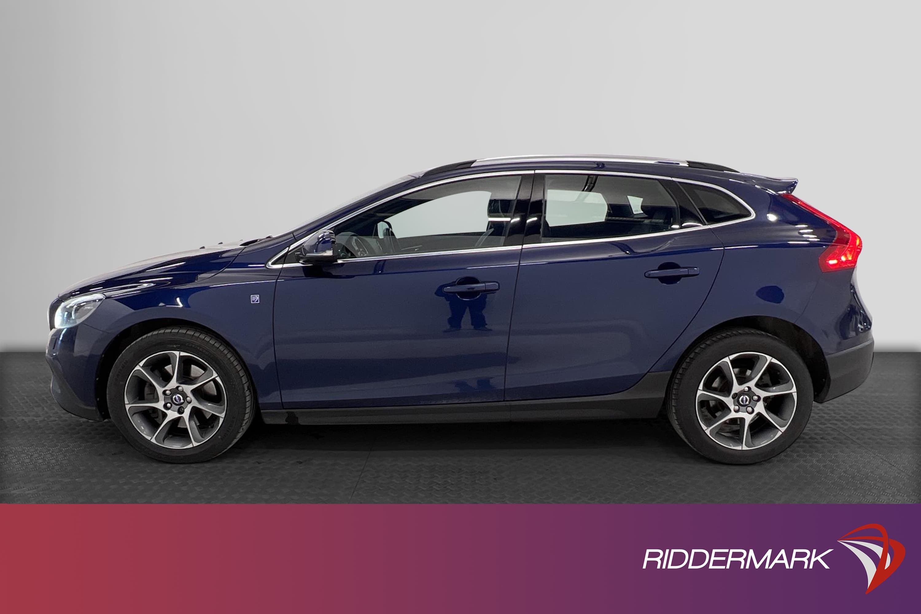 Volvo V40 Cross Country D3 150hk Ocean Race Värm Skinn EU6 