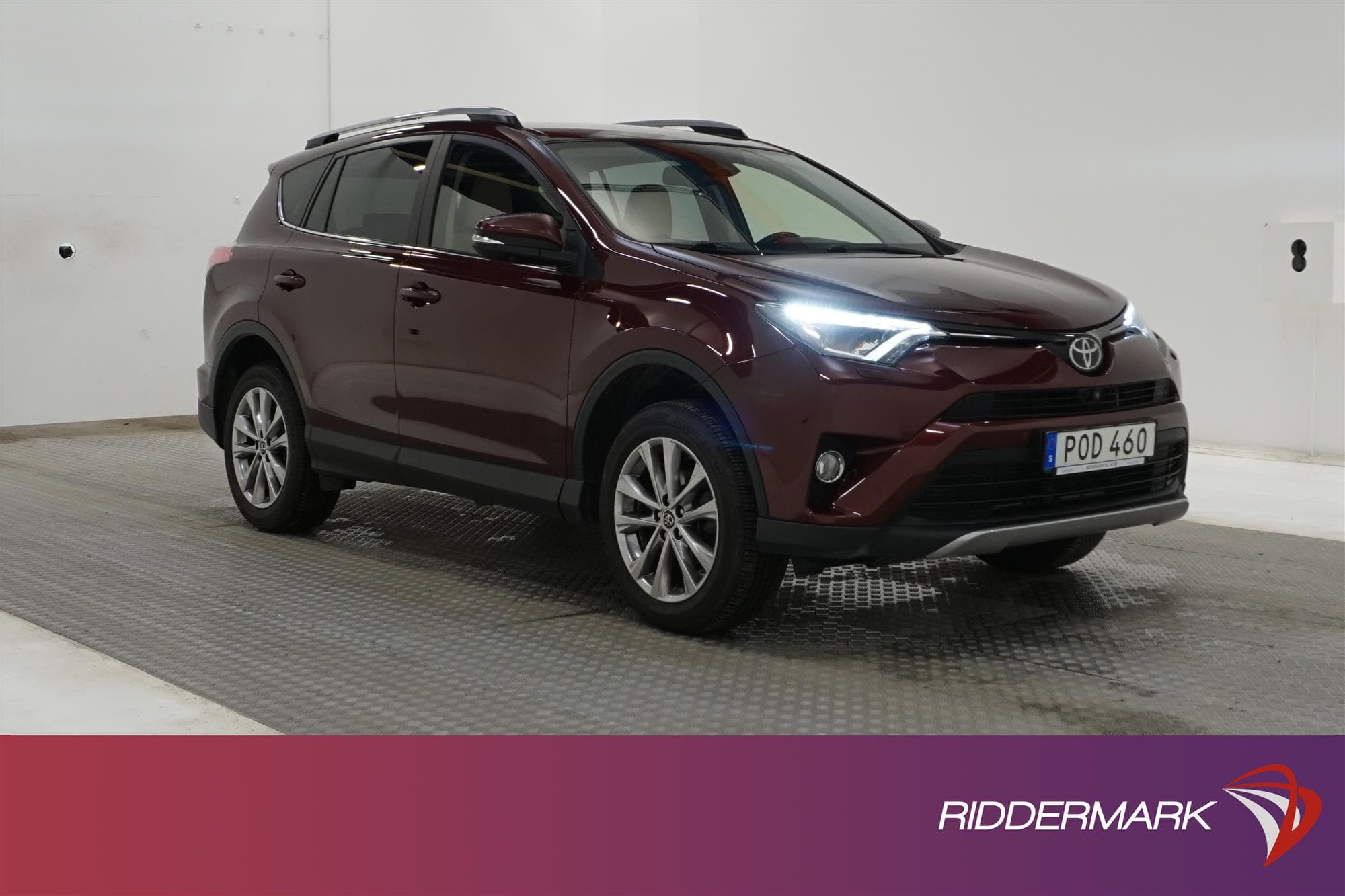 Toyota RAV4 2.0 4x4 152hk Navi Drag Skinn 360-Kam Keyless