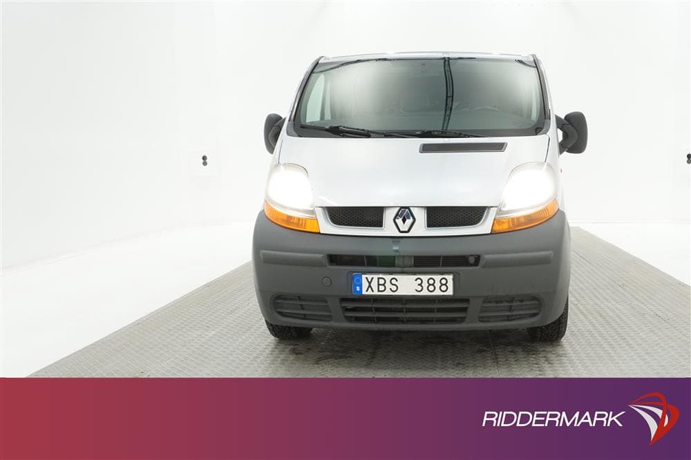 Renault Trafic Passenger 2.0 120hk 9-sits Nyservad Drag