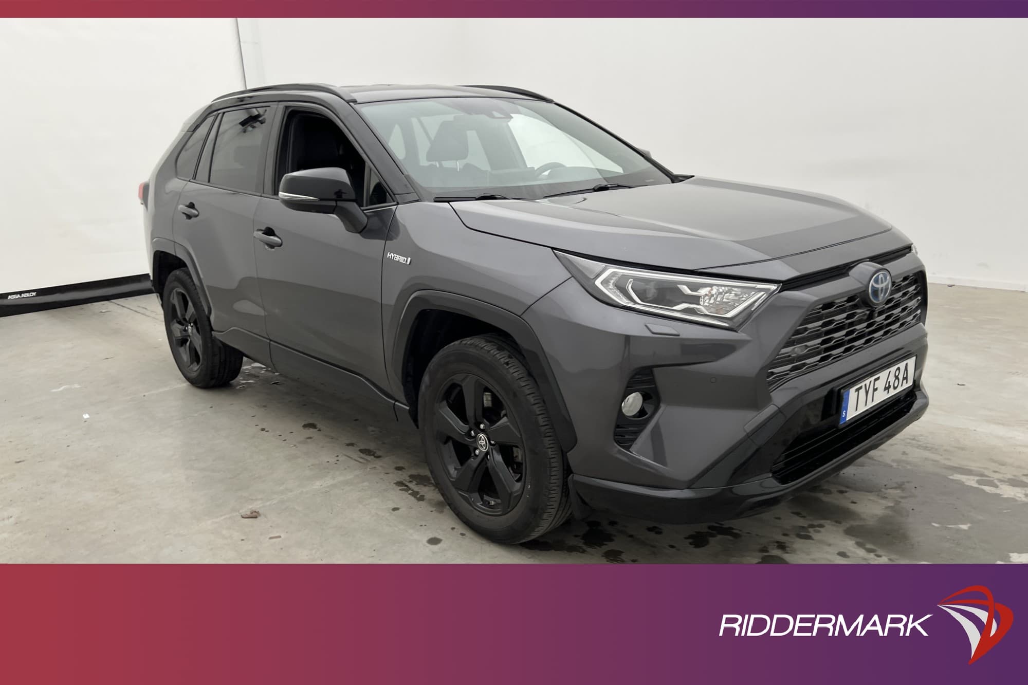 Toyota RAV4 Hybrid AWD 222hk