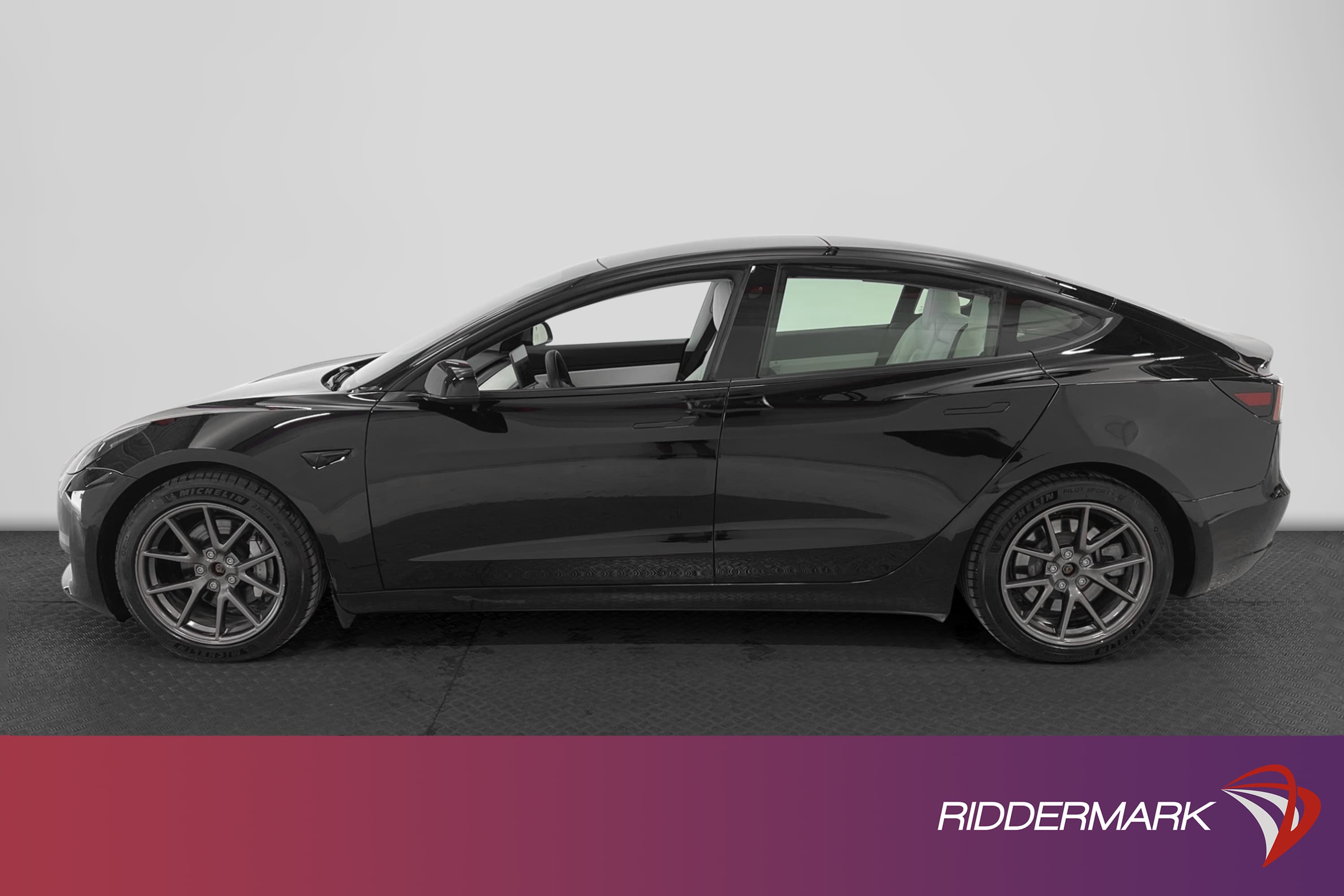 Tesla Model 3 Long Range AWD 440hk