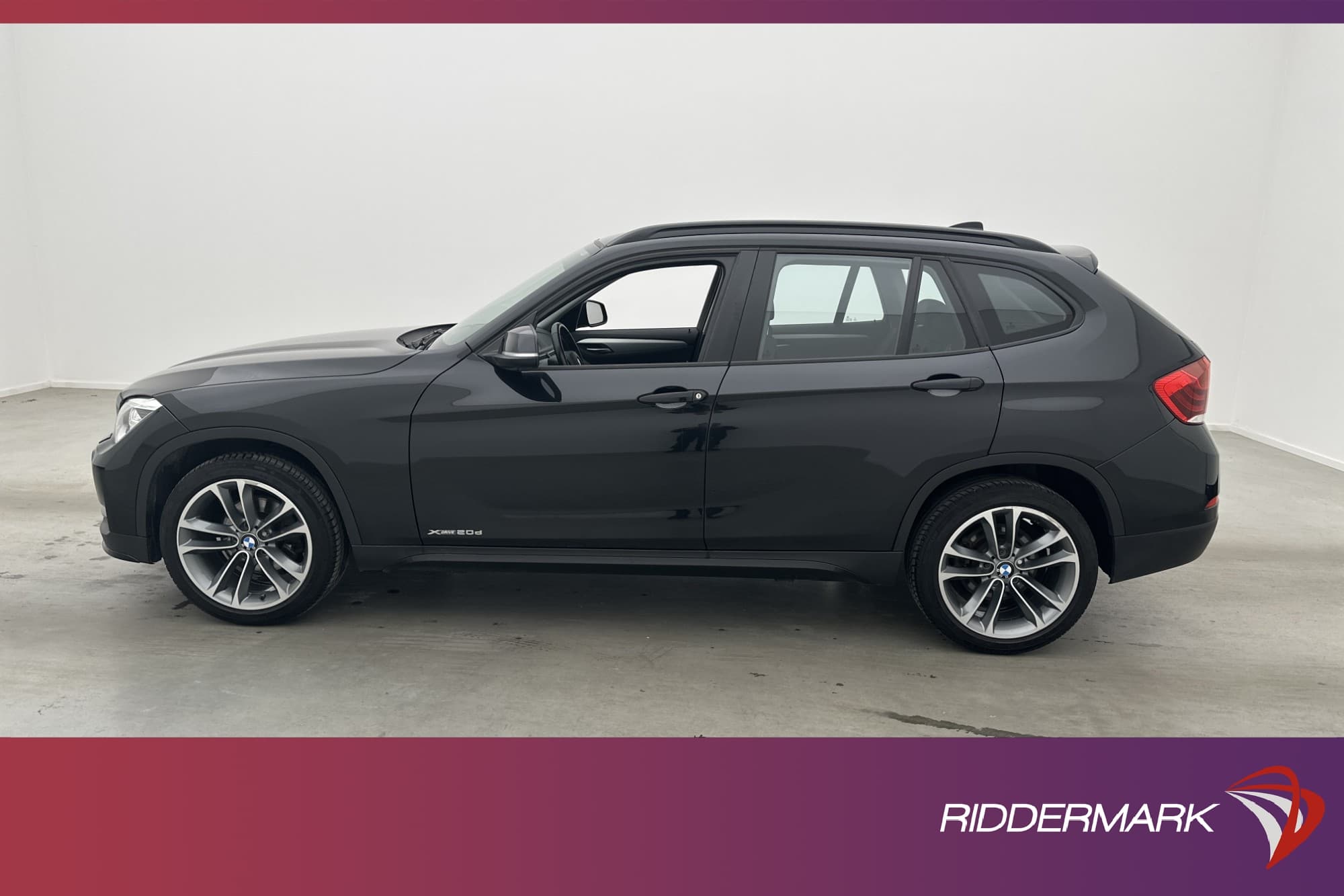 BMW X1 xDrive 20d 184hk Sport line Dragkrok Värmare Navi