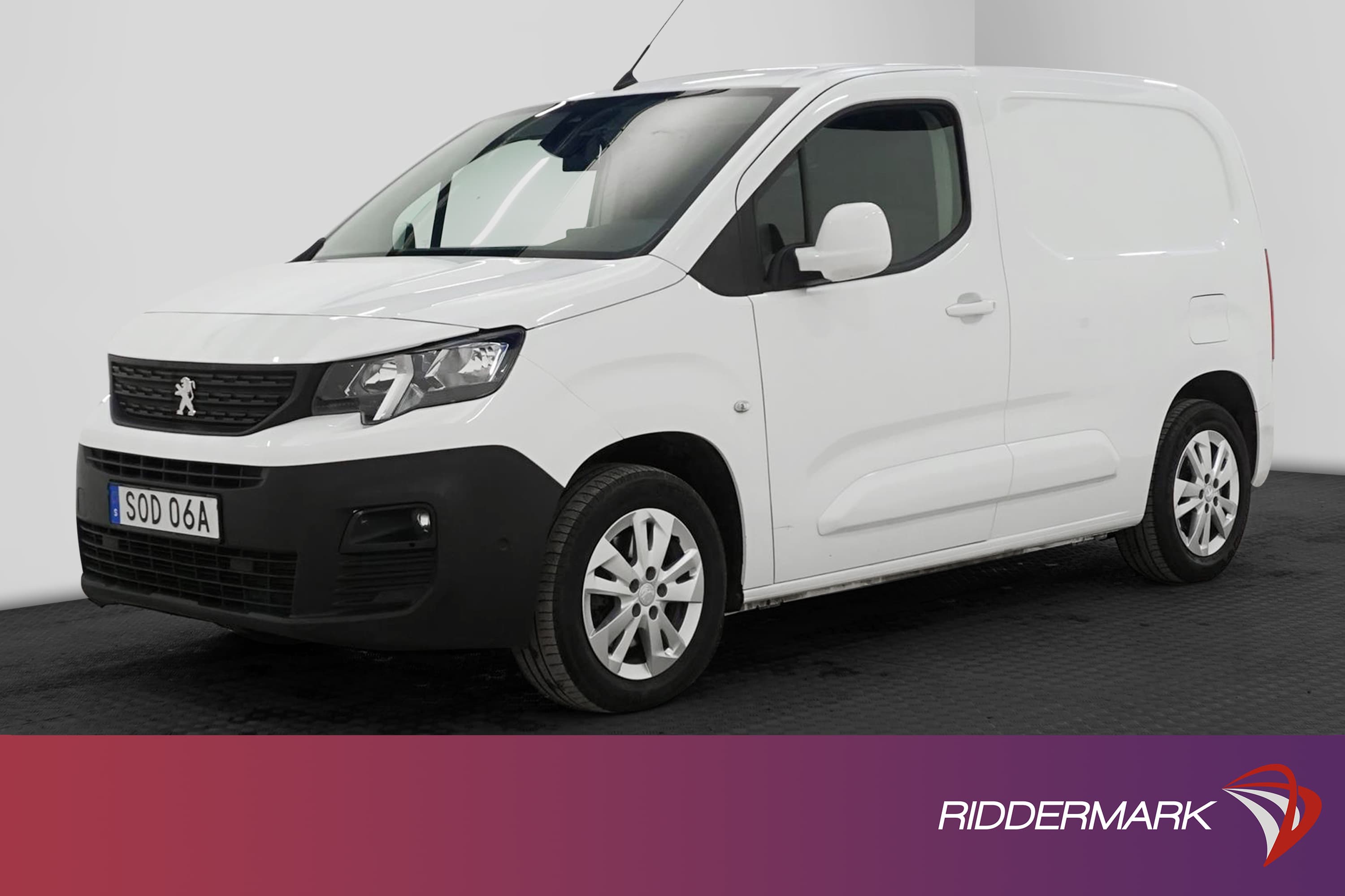 Peugeot Partner 1.2VTi Automat 130hk Automat PDC Drag Moms
