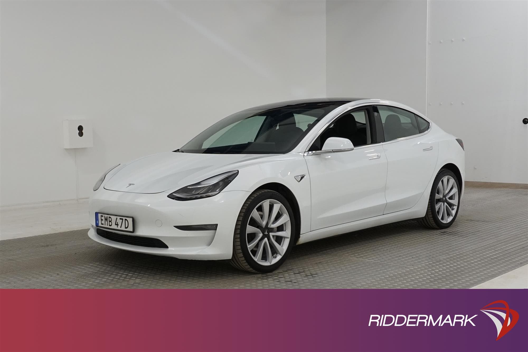 Tesla Model 3 Long Range AWD 440hk