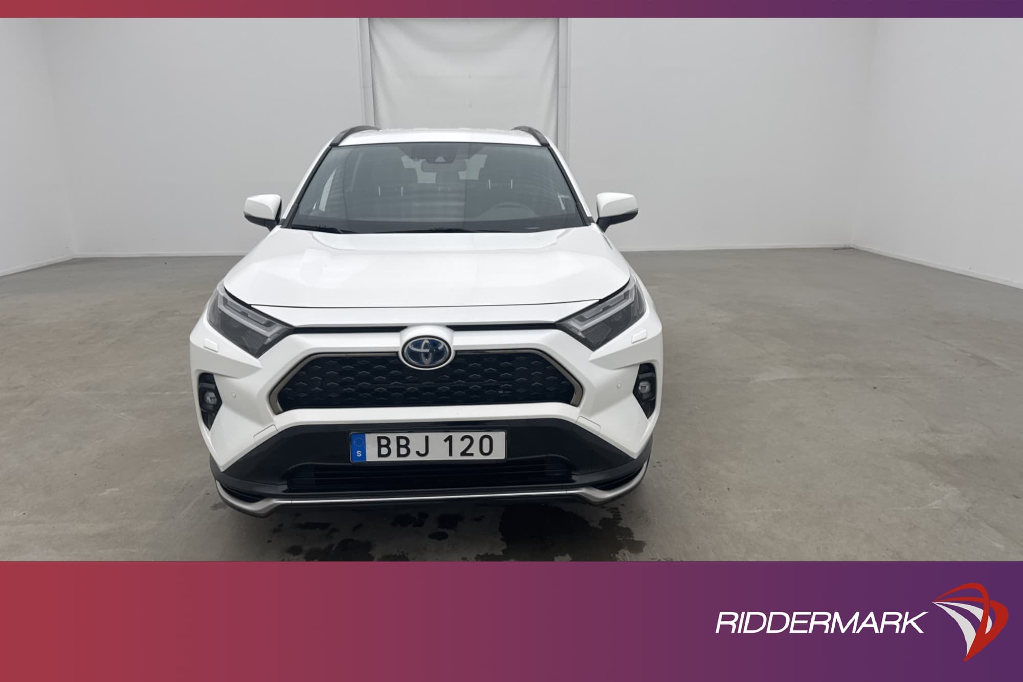 Toyota RAV4 Plug-in 306hk X Edition Dragkrok Pano Skinn JBL