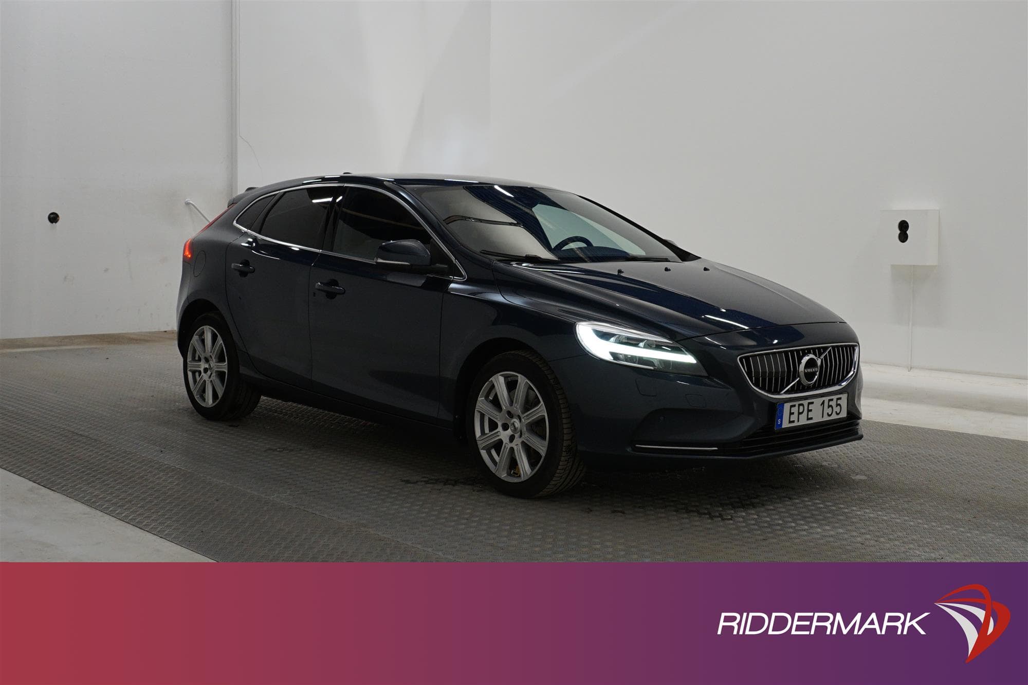 Volvo V40 D3  150hk Inscription Summum D-Värm Skinn P-Sensor