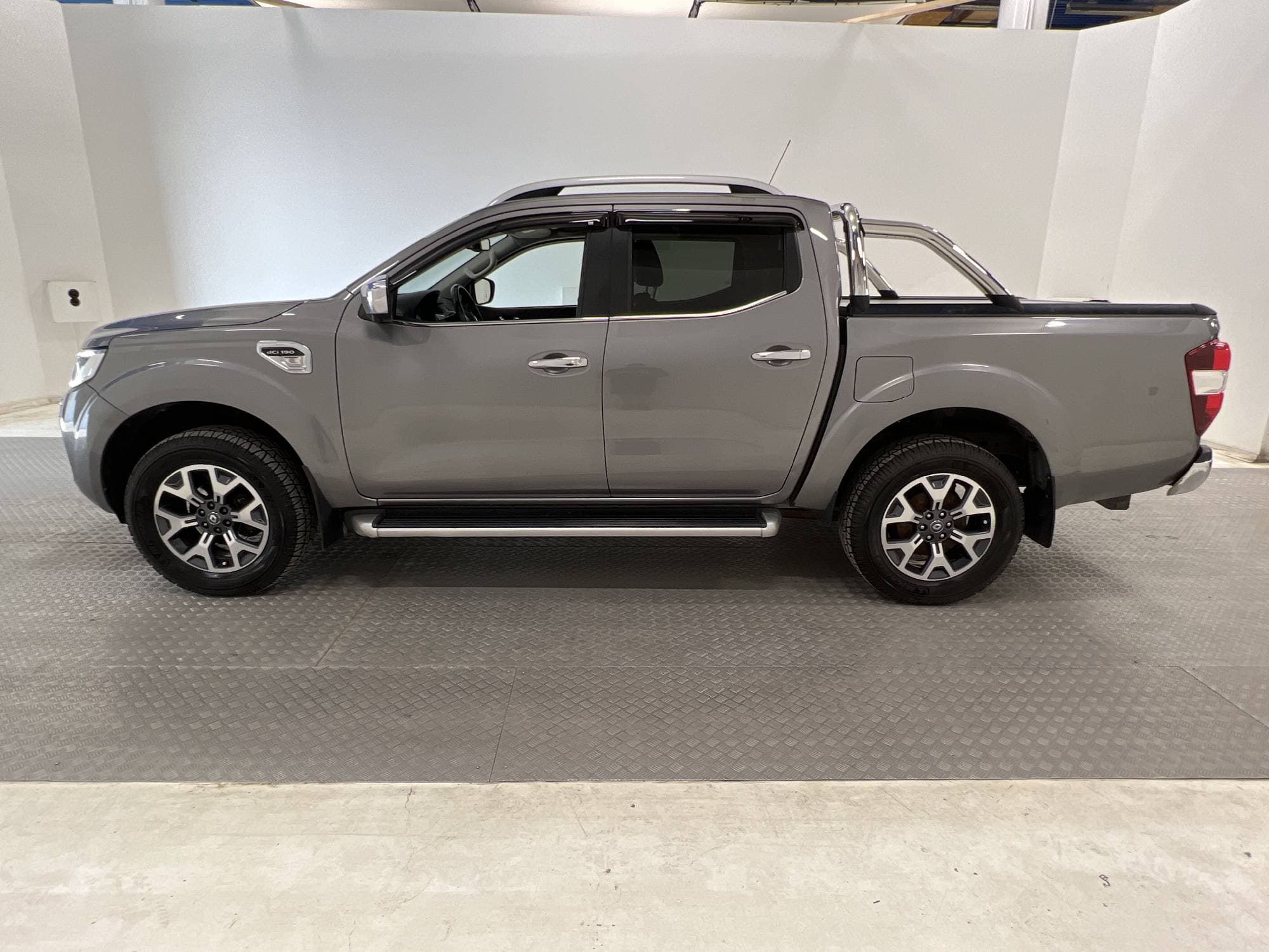 Renault Alaskan 2.3dCi Aut Eu6 4WD 190hk Värmare Navi Drag  